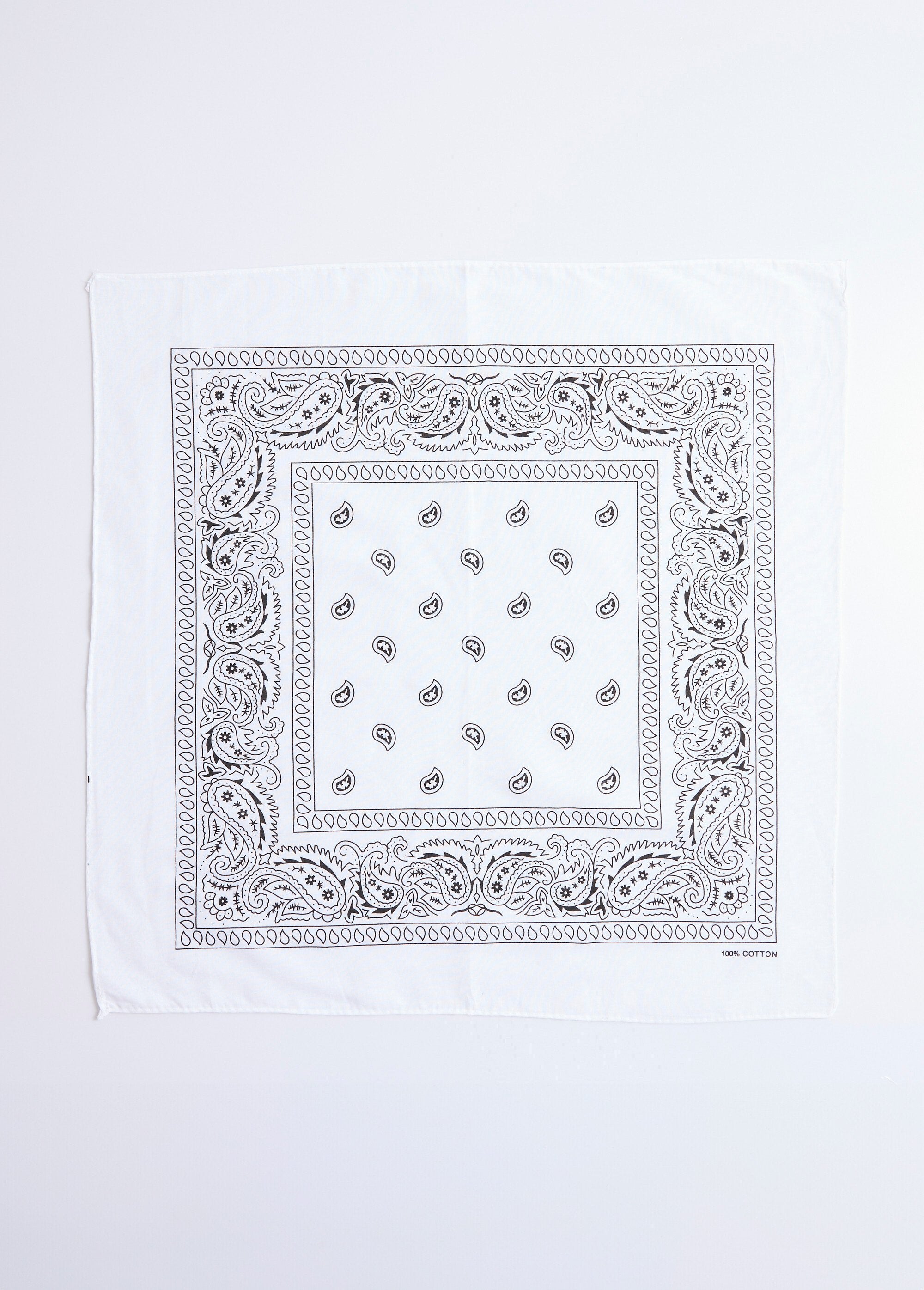 Square_bandana_scarf_White_DE1_slim