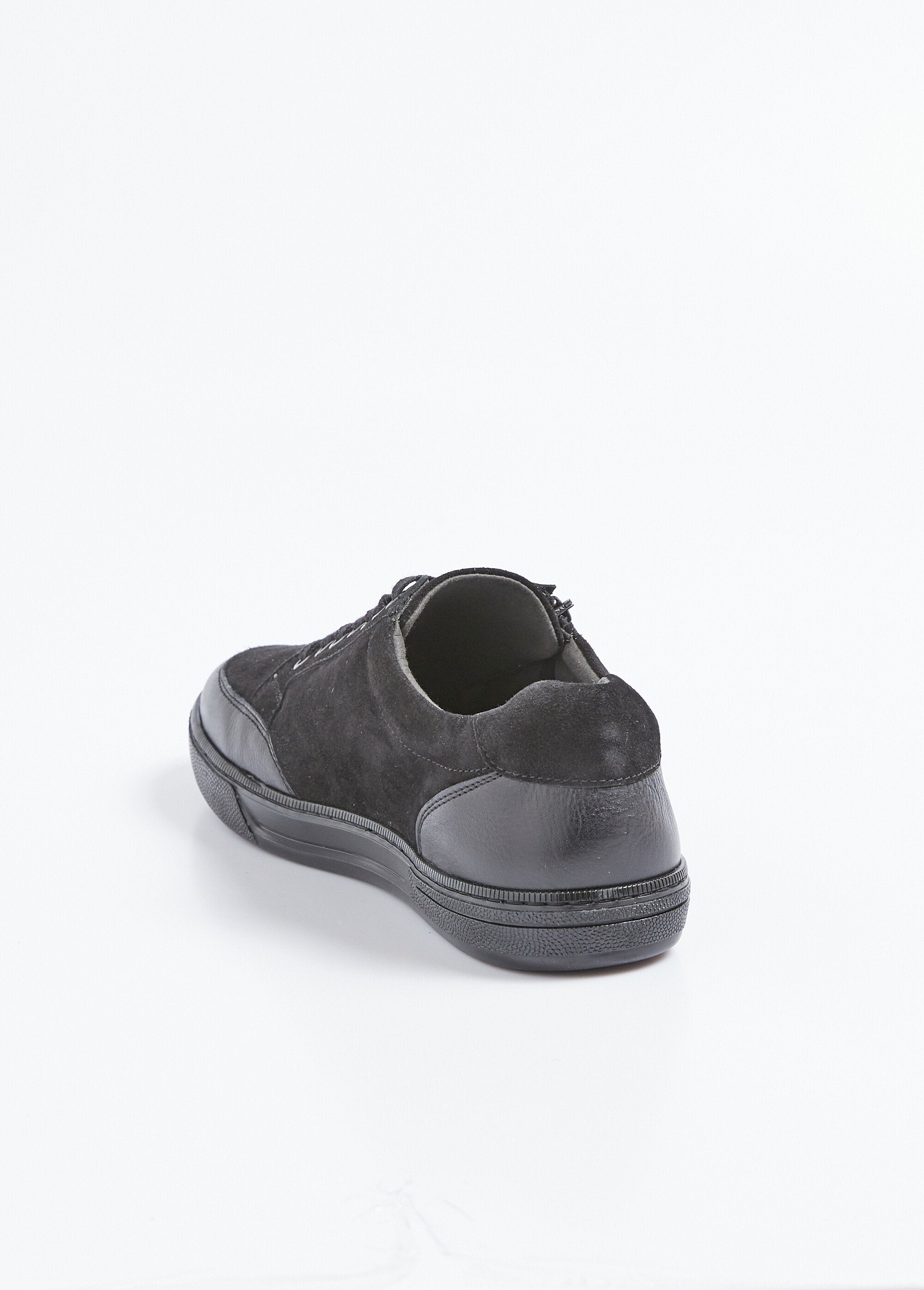 Low-top_leather_sneakers_with_laces_and_zips_Black_DO1_slim