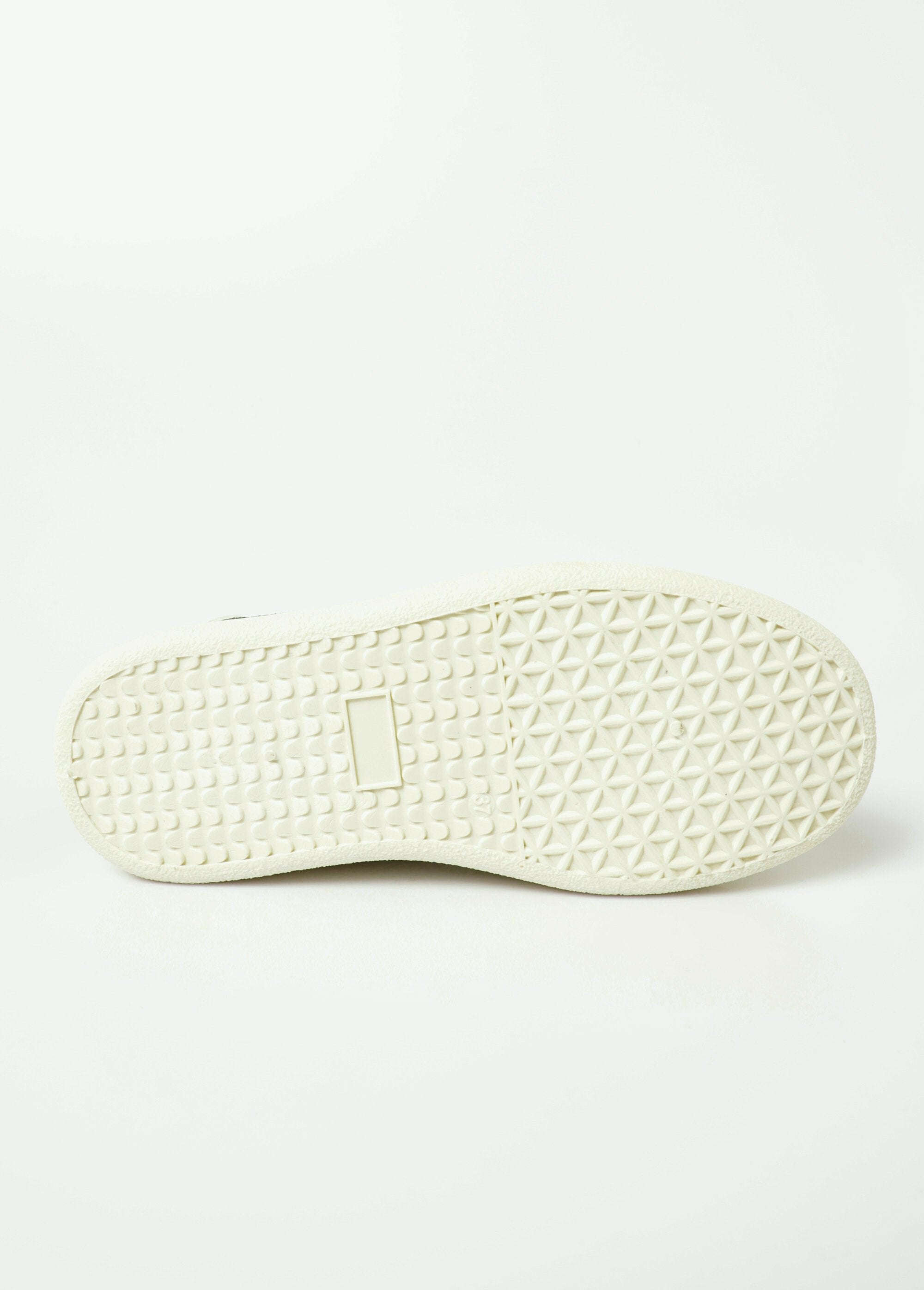 Sequined_sneakers_with_wedge_sole_Leopard_UN1_slim