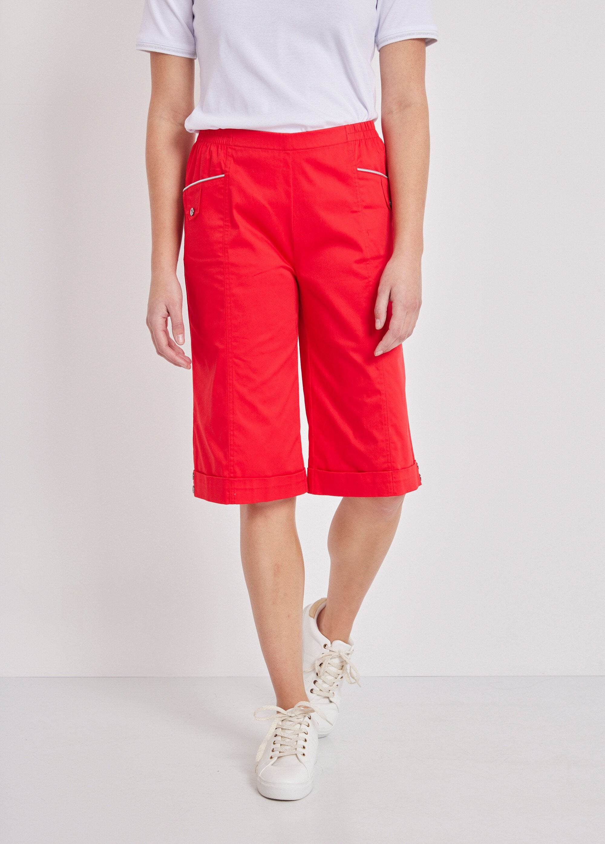 Bermuda_shorts_with_semi-elasticated_waistband_Red_FA1_slim
