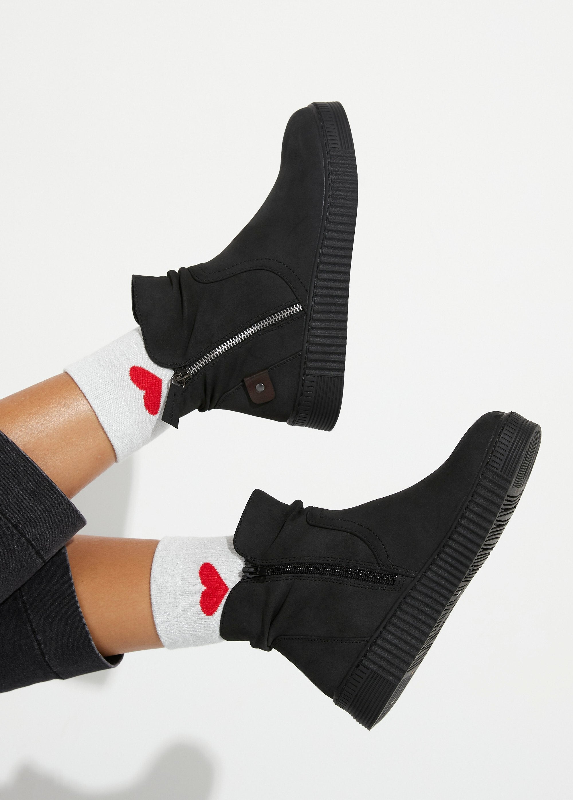 Suede_boots_with_wedge_sole_Black_SF1_slim