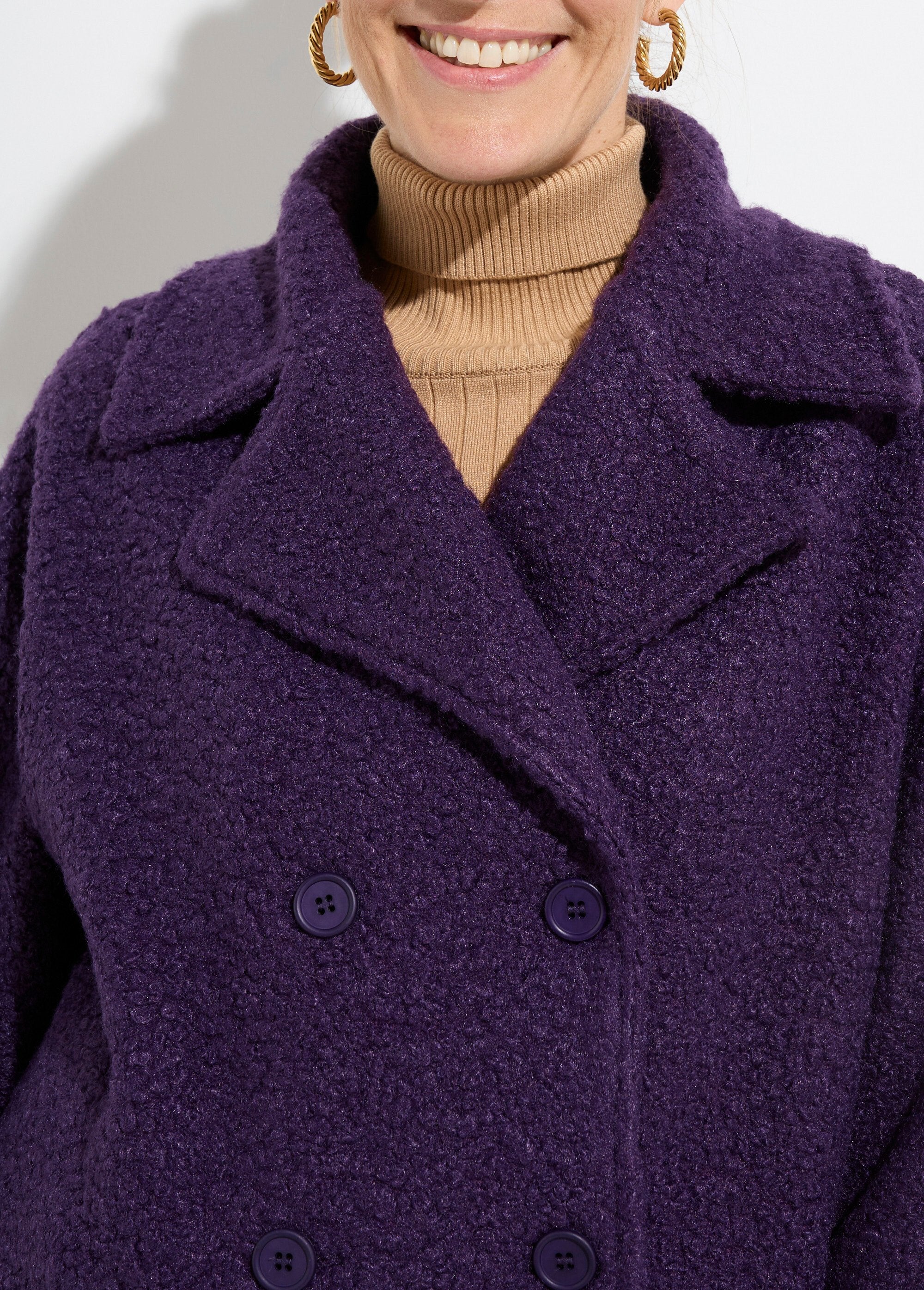 Short,_plain,_bouclé-style_pea_coat_Dark_purple_DE1_slim