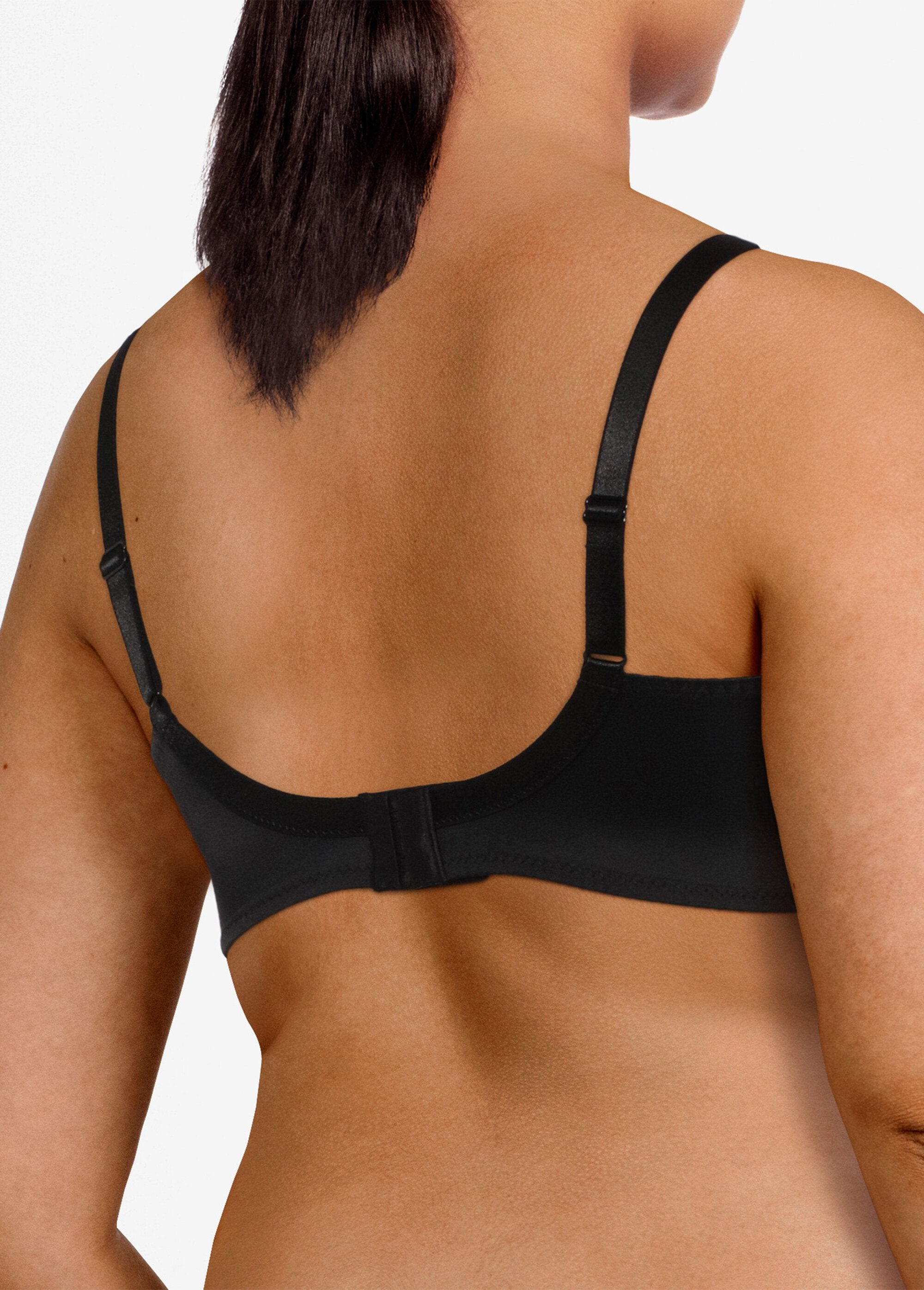 Non-wired_bra_Black_DO1_slim
