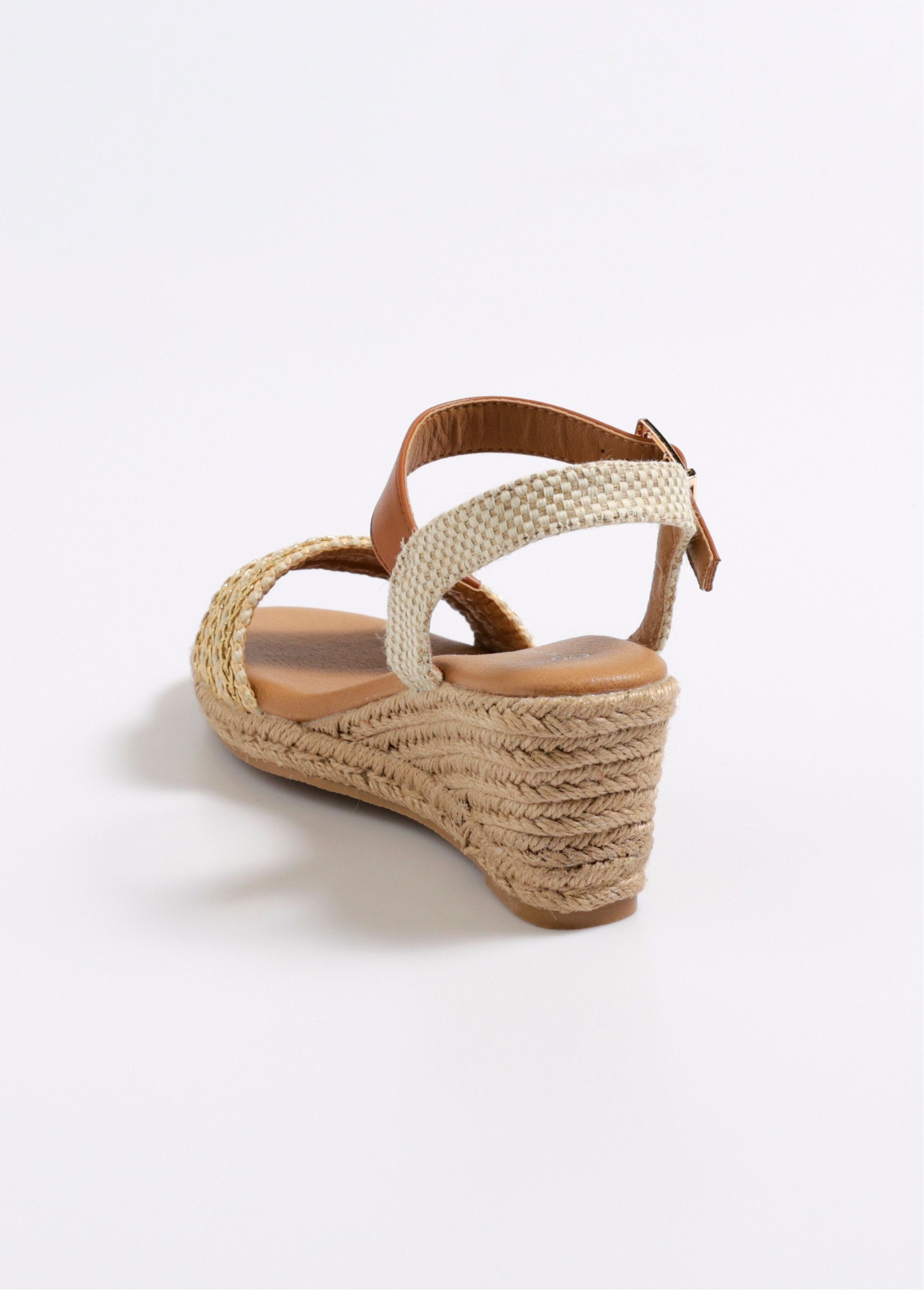 Fancy_espadrille_with_faux_leather_details_Beige_DO1_slim