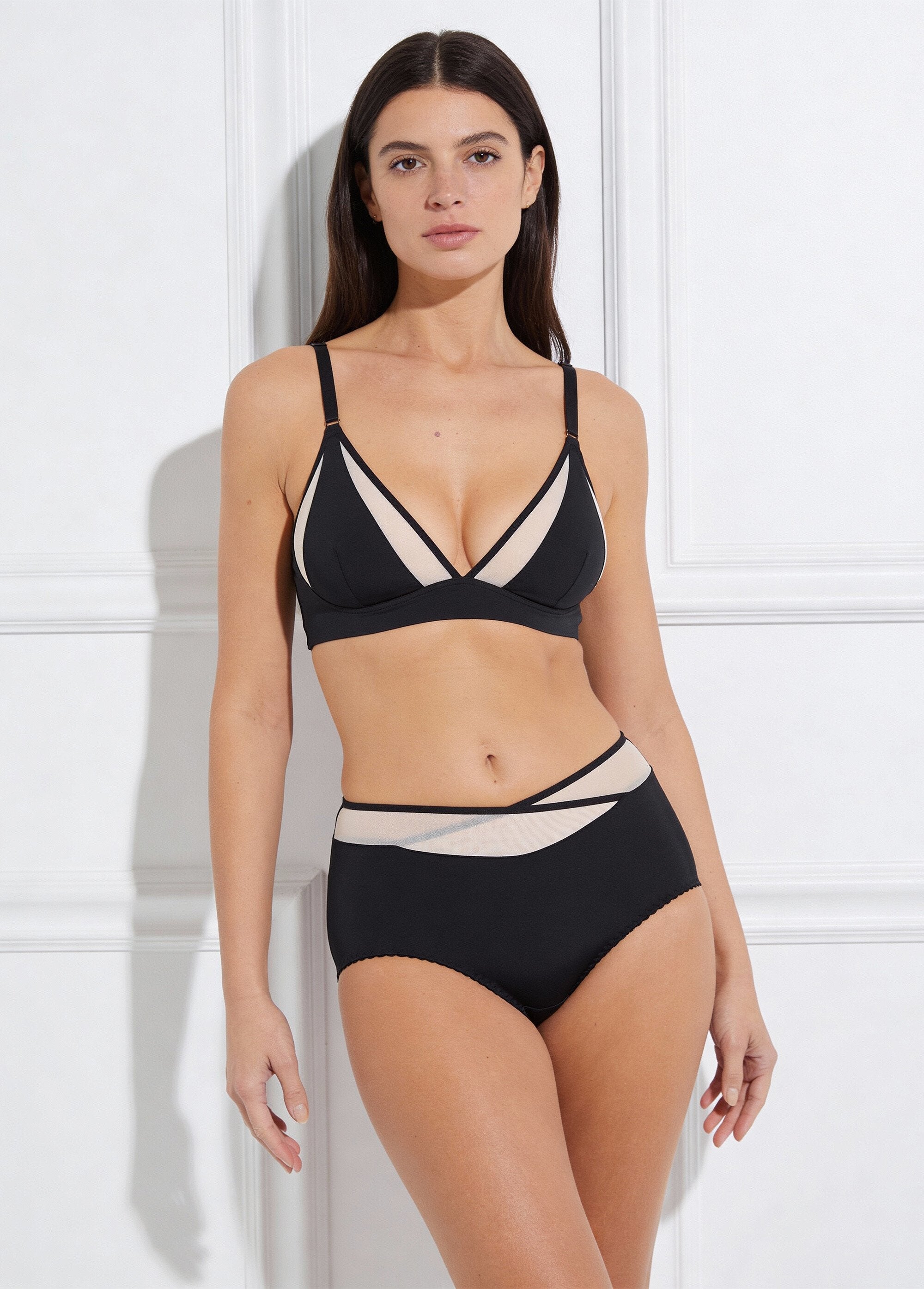 Mid-rise_tulle_and_microfiber_briefs_Noir_SF1_slim