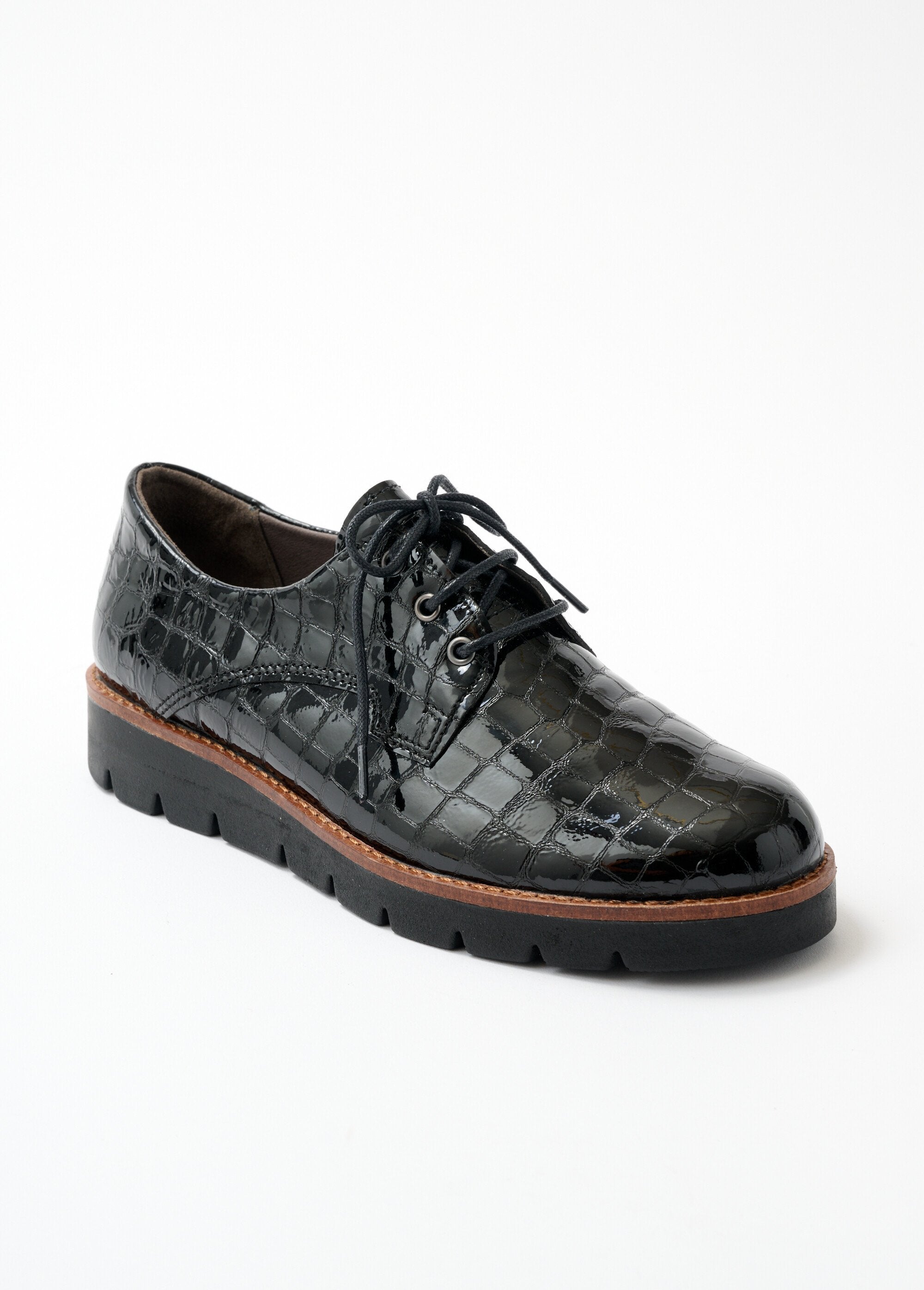 Wide-width_reptile-effect_leather_derbies_Black_FA1_slim