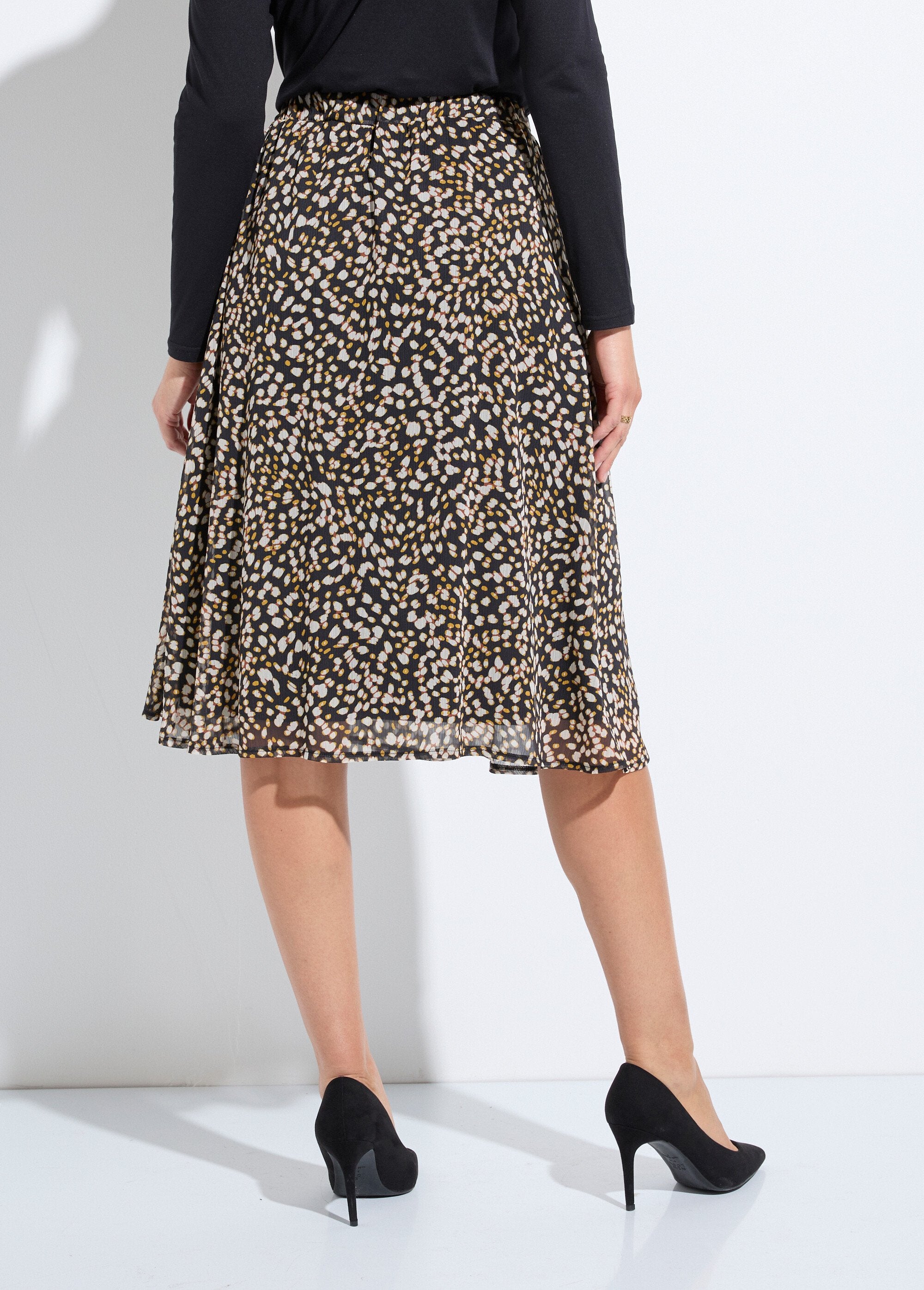 Mid-length_flared_skirt_in_lined_printed_voile_Black_and_ecru_DO1_slim