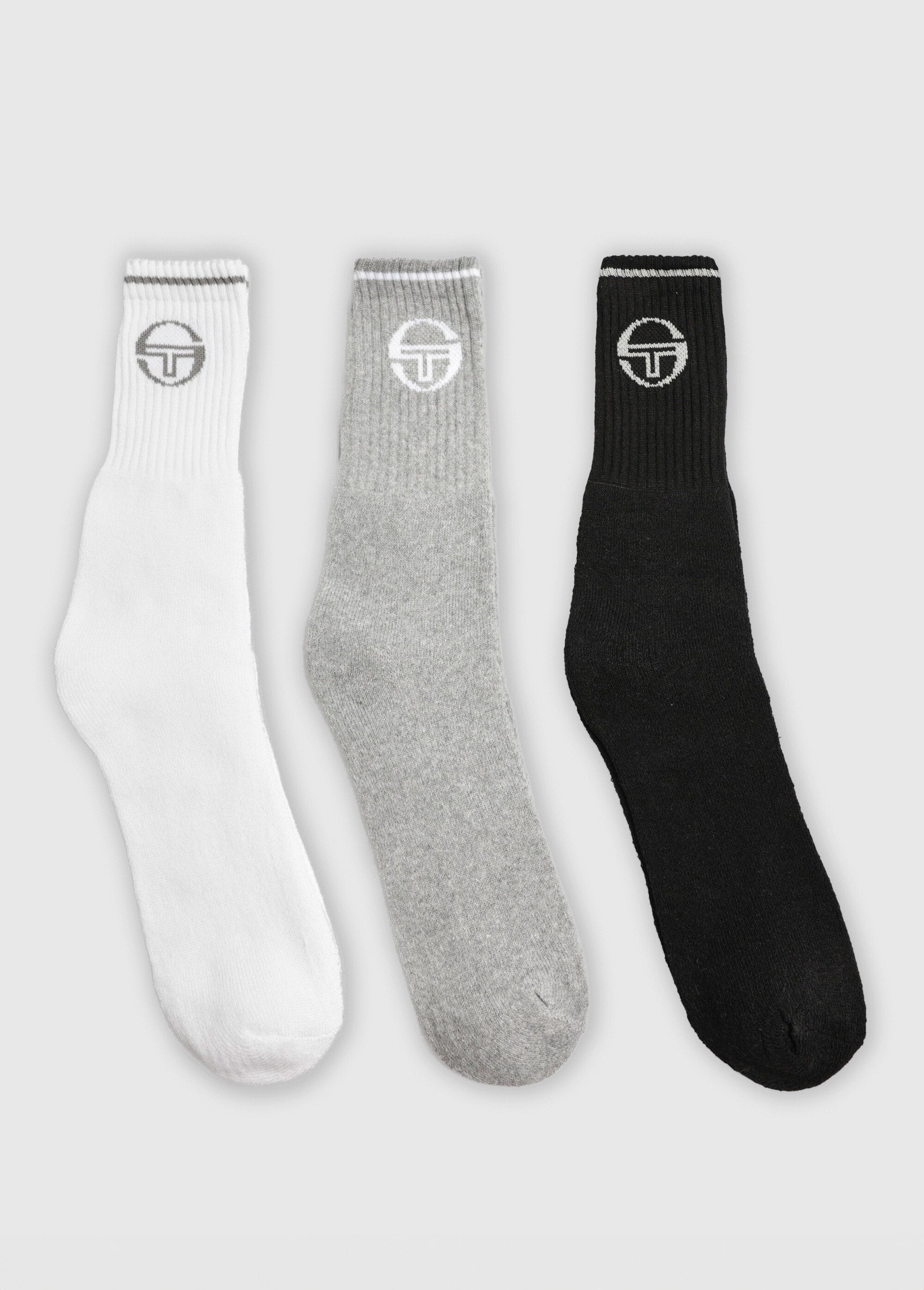 Pack_of_3_assorted_sports_socks_Assorted_gray_DE1_slim