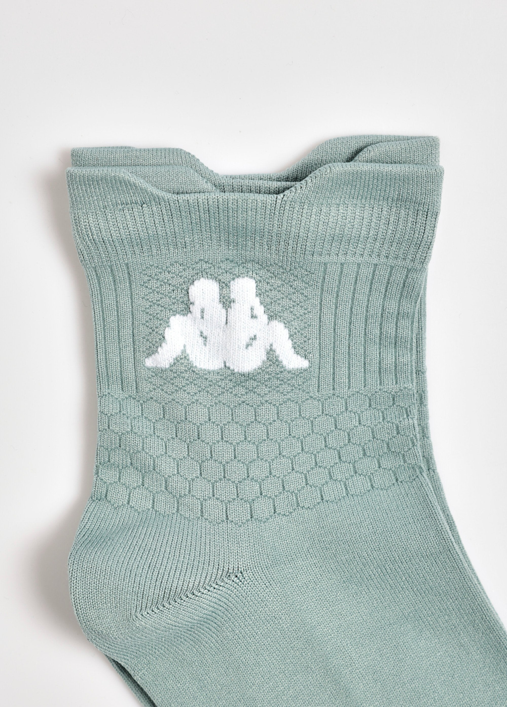 Pack_of_3_assorted_sports_socks_Green_and_white_and_black_DE2_slim