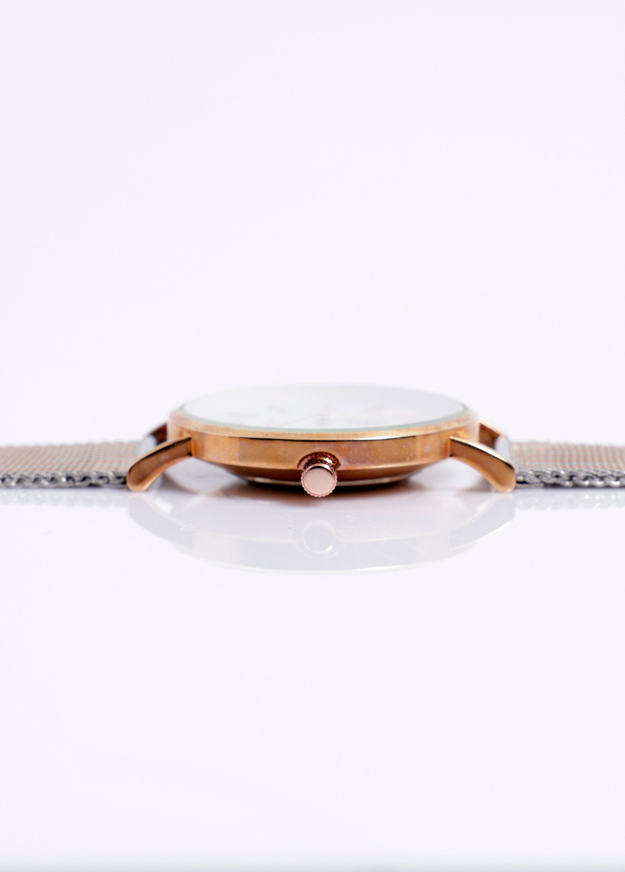Watch_with_two-tone_Milanese_mesh_bracelet_Rose_silver_white_DE2_slim