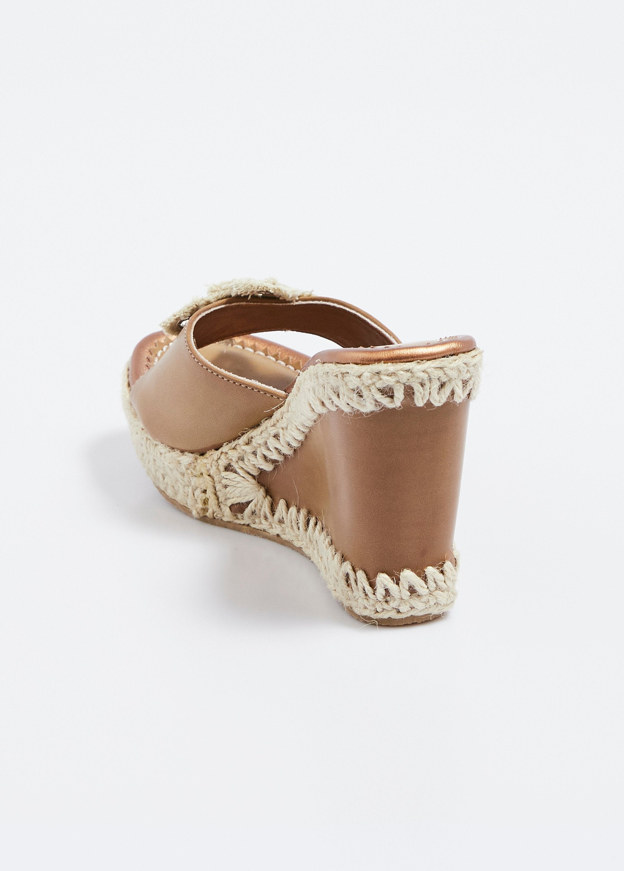 Fabric_flower_wedge_heel_mules_Beige_DO1_slim