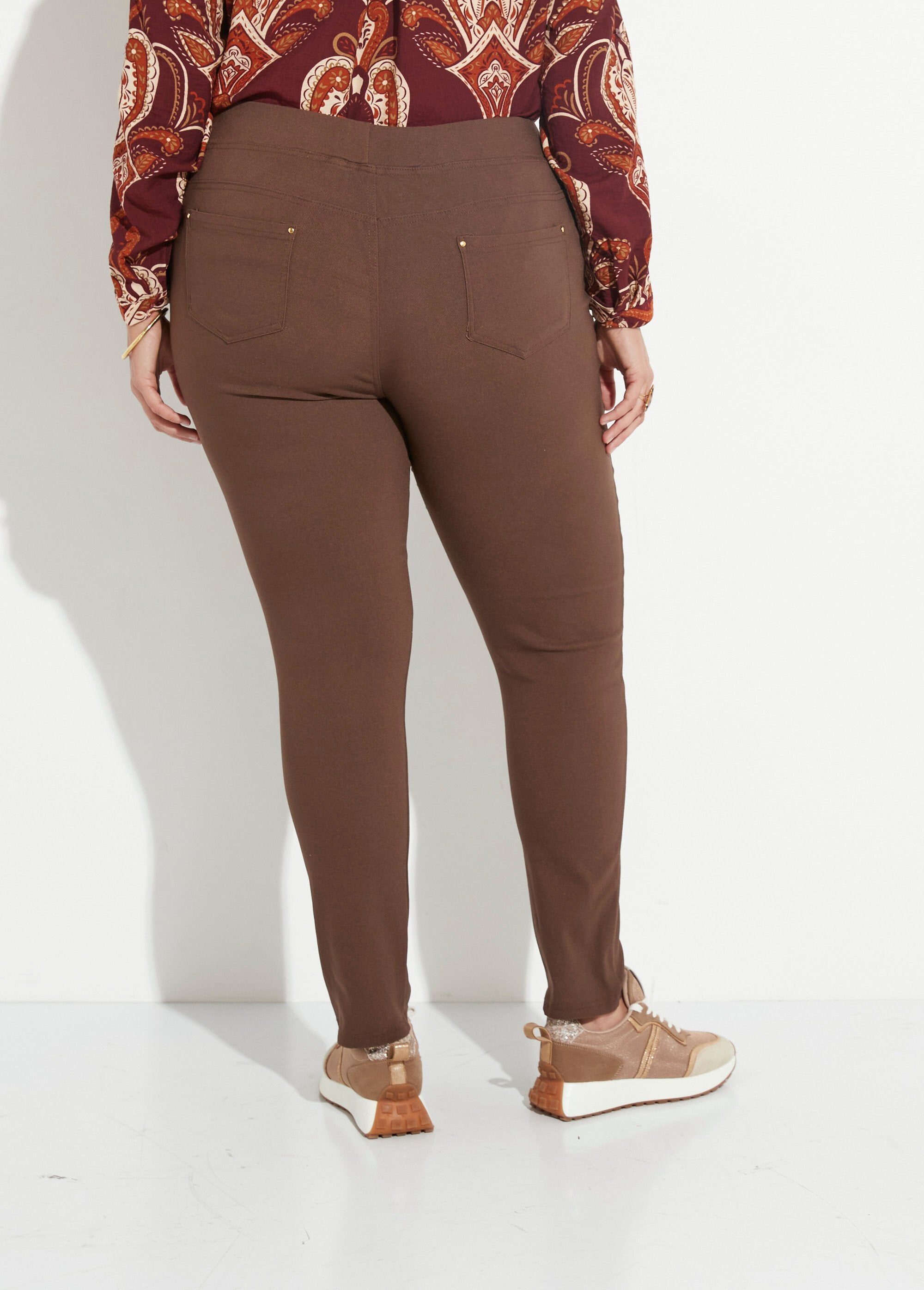 Stretch_pants_with_elasticated_waist_Brown_DO1_curvy