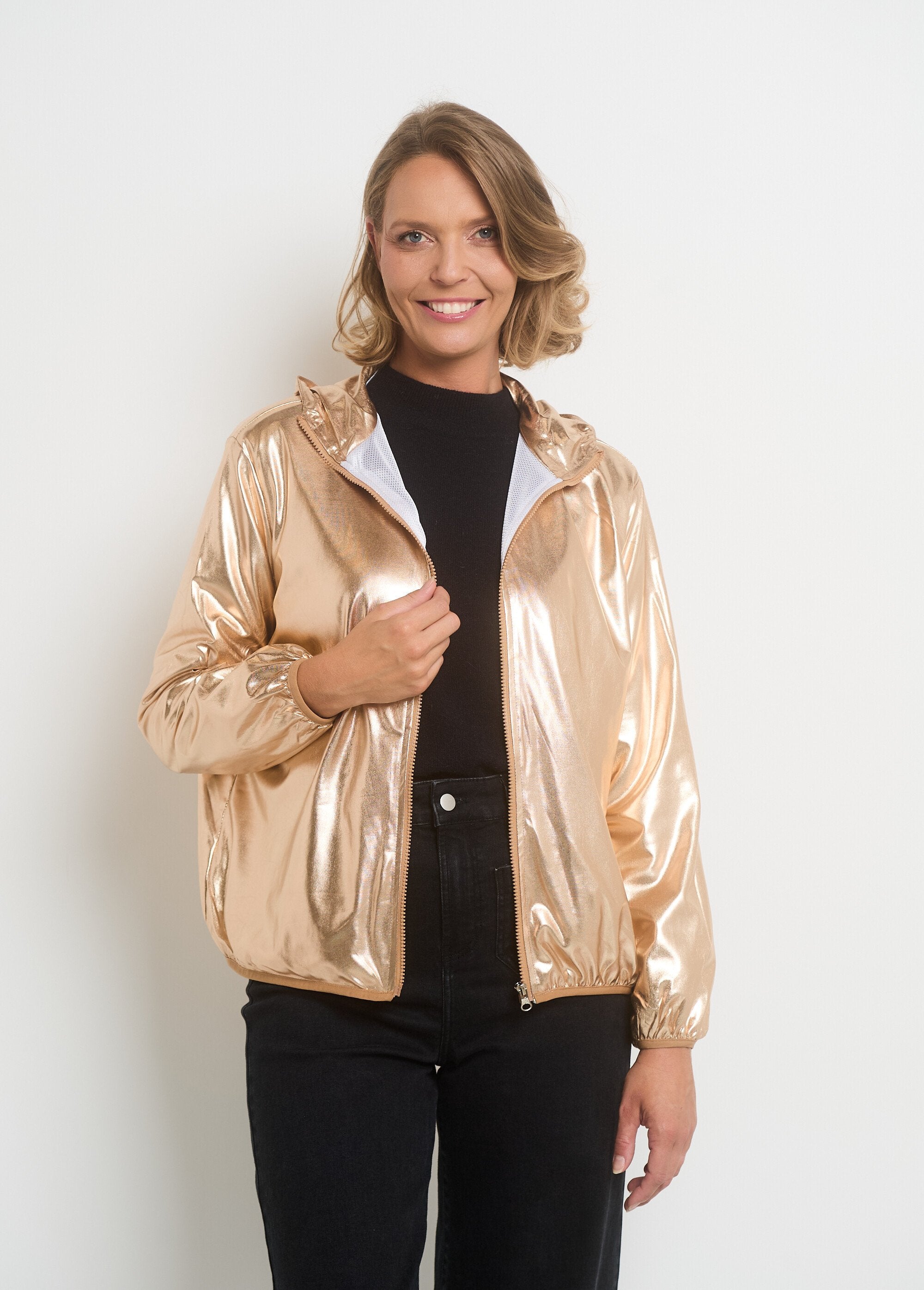 Trendy_shiny_hooded_parka_Golden_FA1_slim