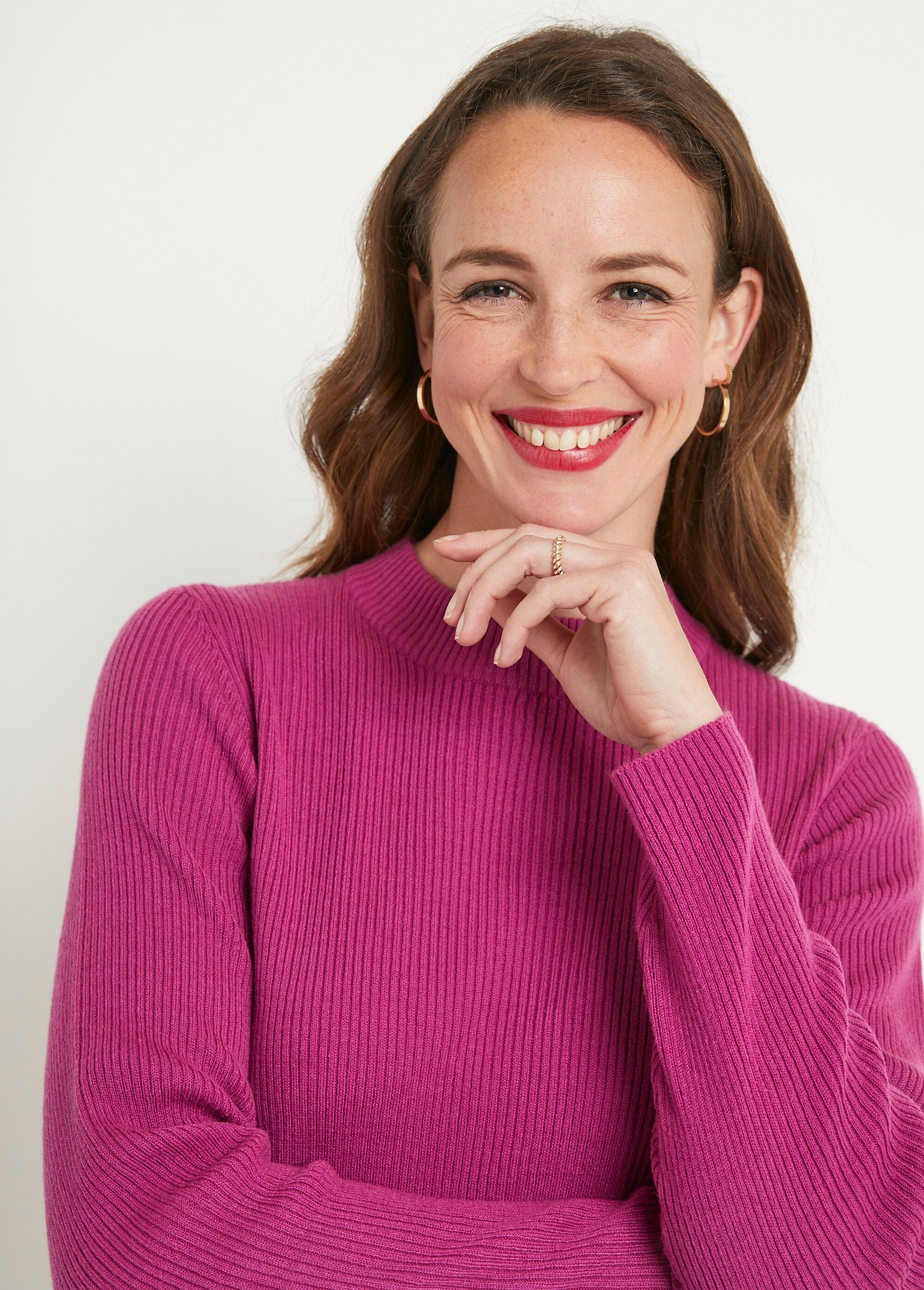 Pull_court_col_montant_maille_côtelée_Cyclamen_DE1_slim