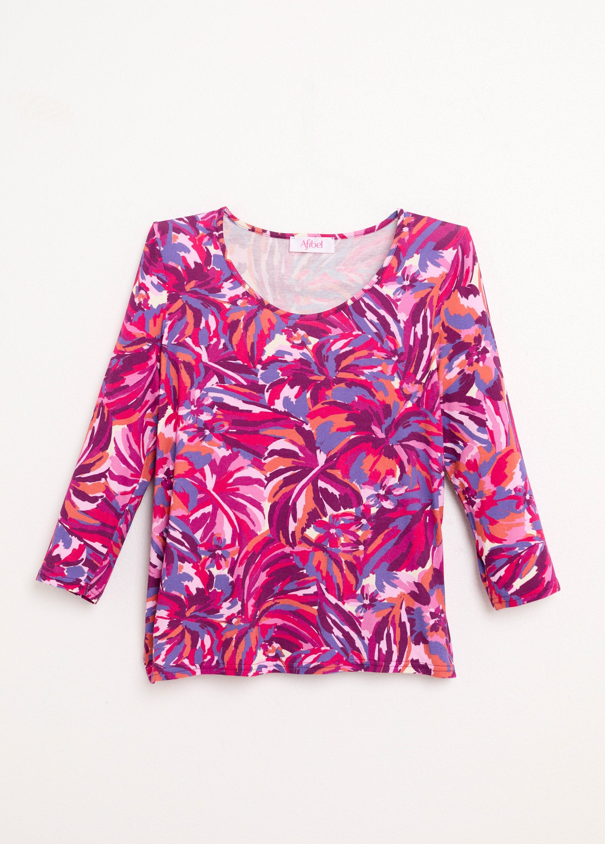 Round_neck_t-shirt_with_3/4_sleeves_Fuchsia_print_AP1_slim