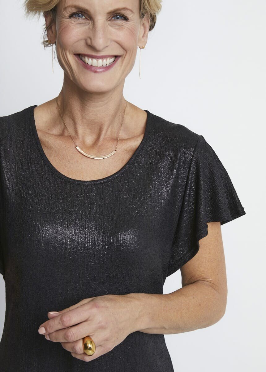 Butterfly_sleeve_glitter_t-shirt_Black_DE1_slim