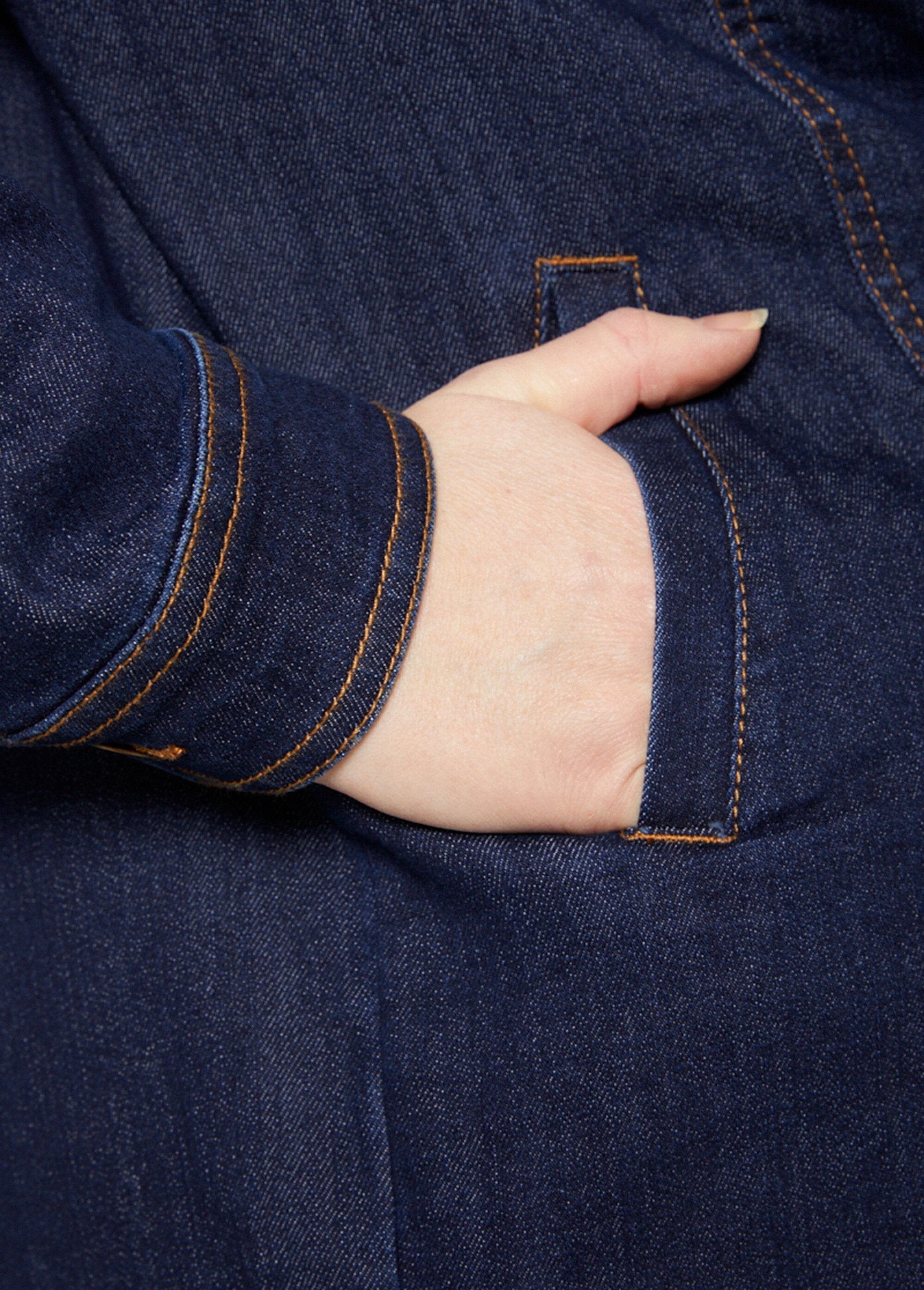 Straight_buttoned_denim_jacket_Indigo_DE3_slim