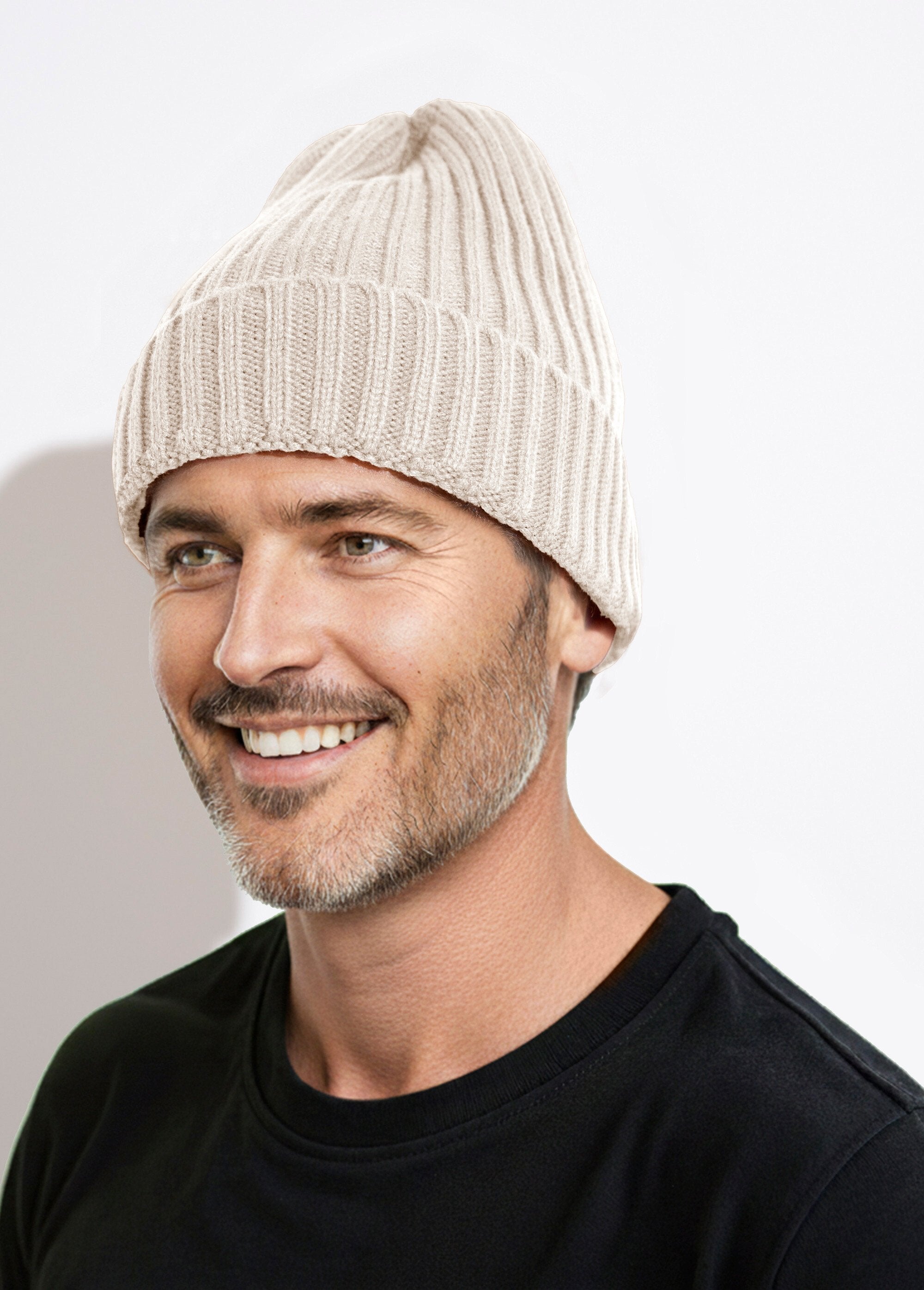 Bonnet_en_maille_cotelée_à_revers_Ecru_FA1_slim