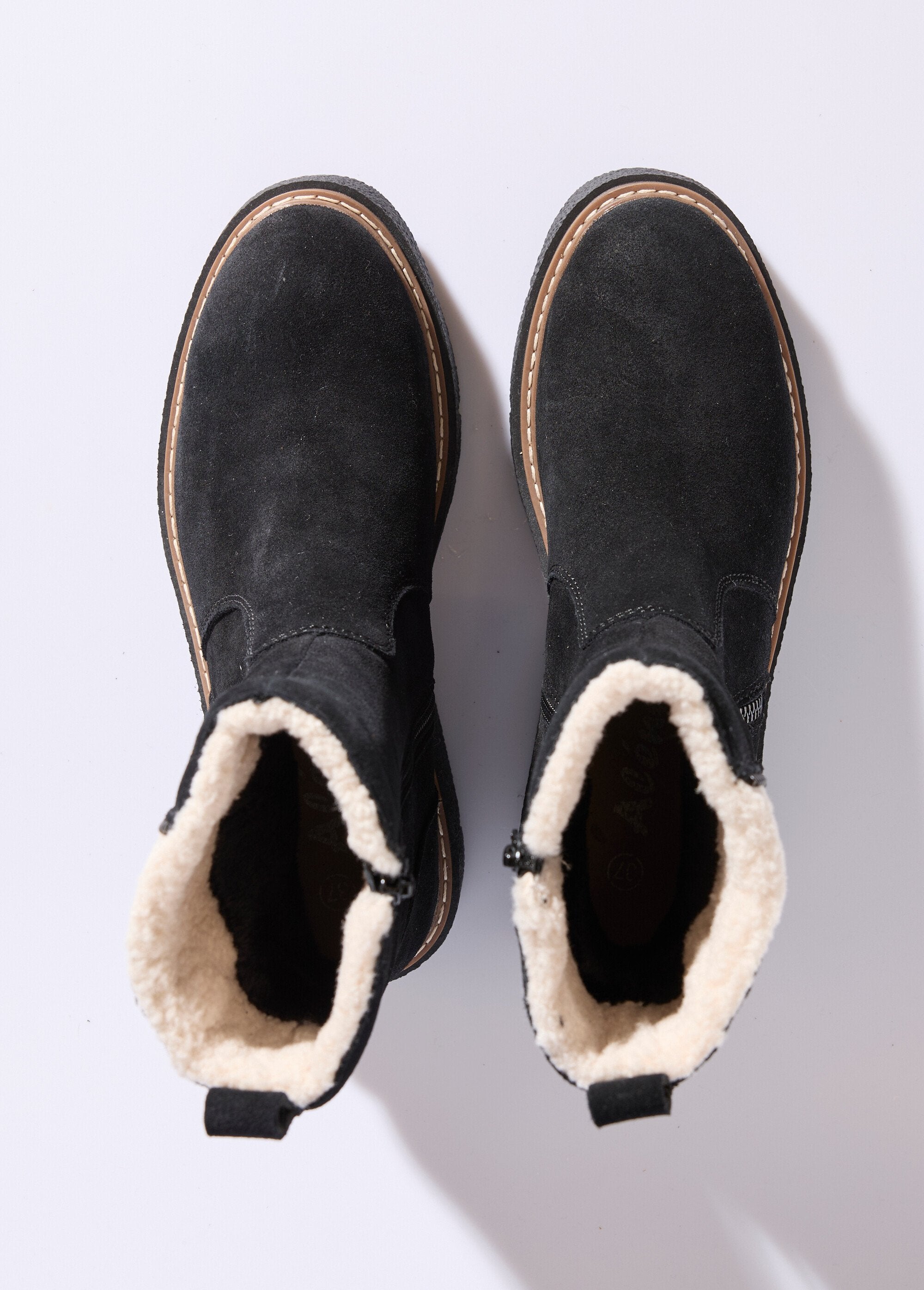 Boots_montantes_cuir,_détails_fourrure_Noir_OV1_slim