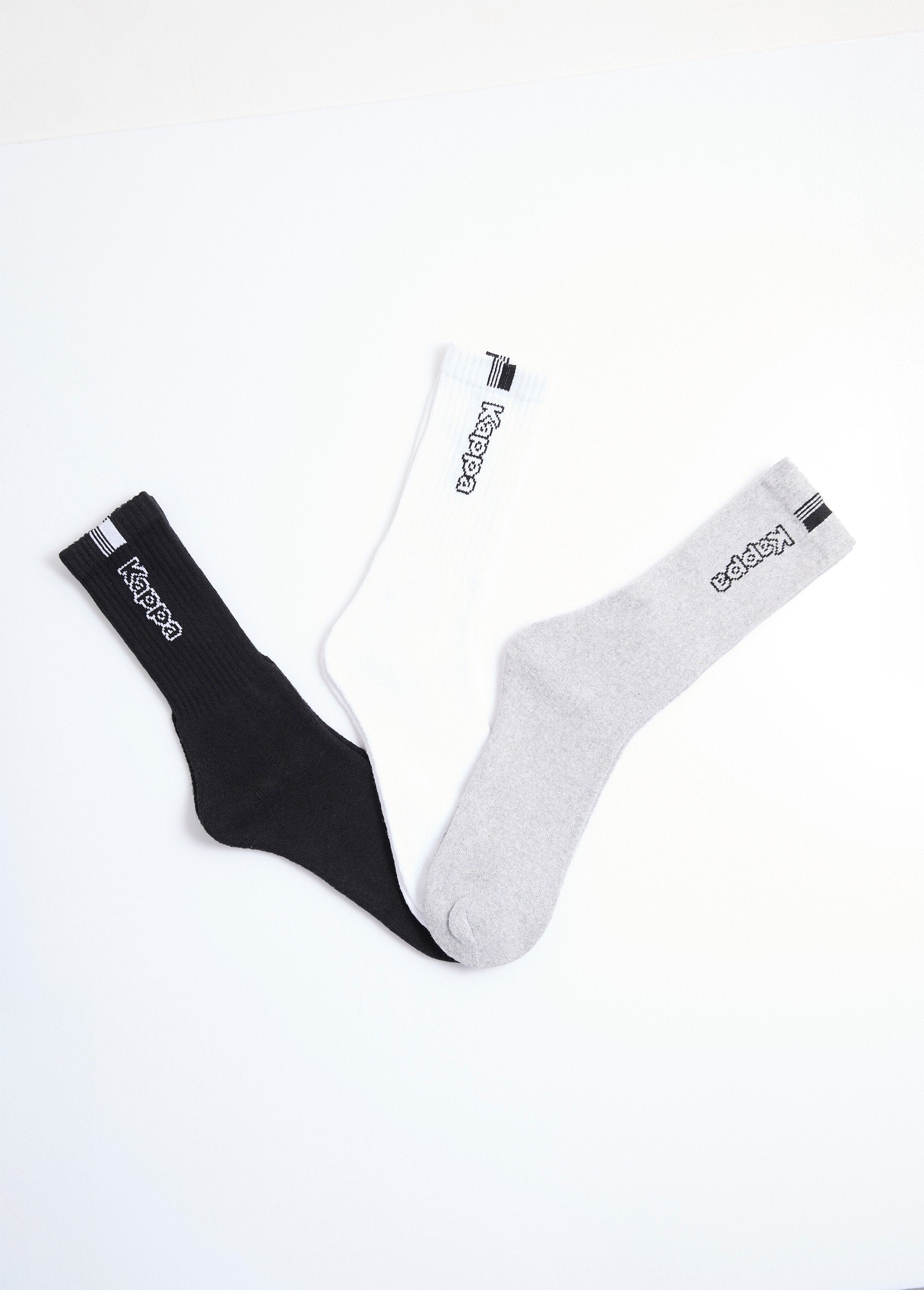 Assorted_ribbed_sports_socks_White_and_gray_and_black_FA1_slim