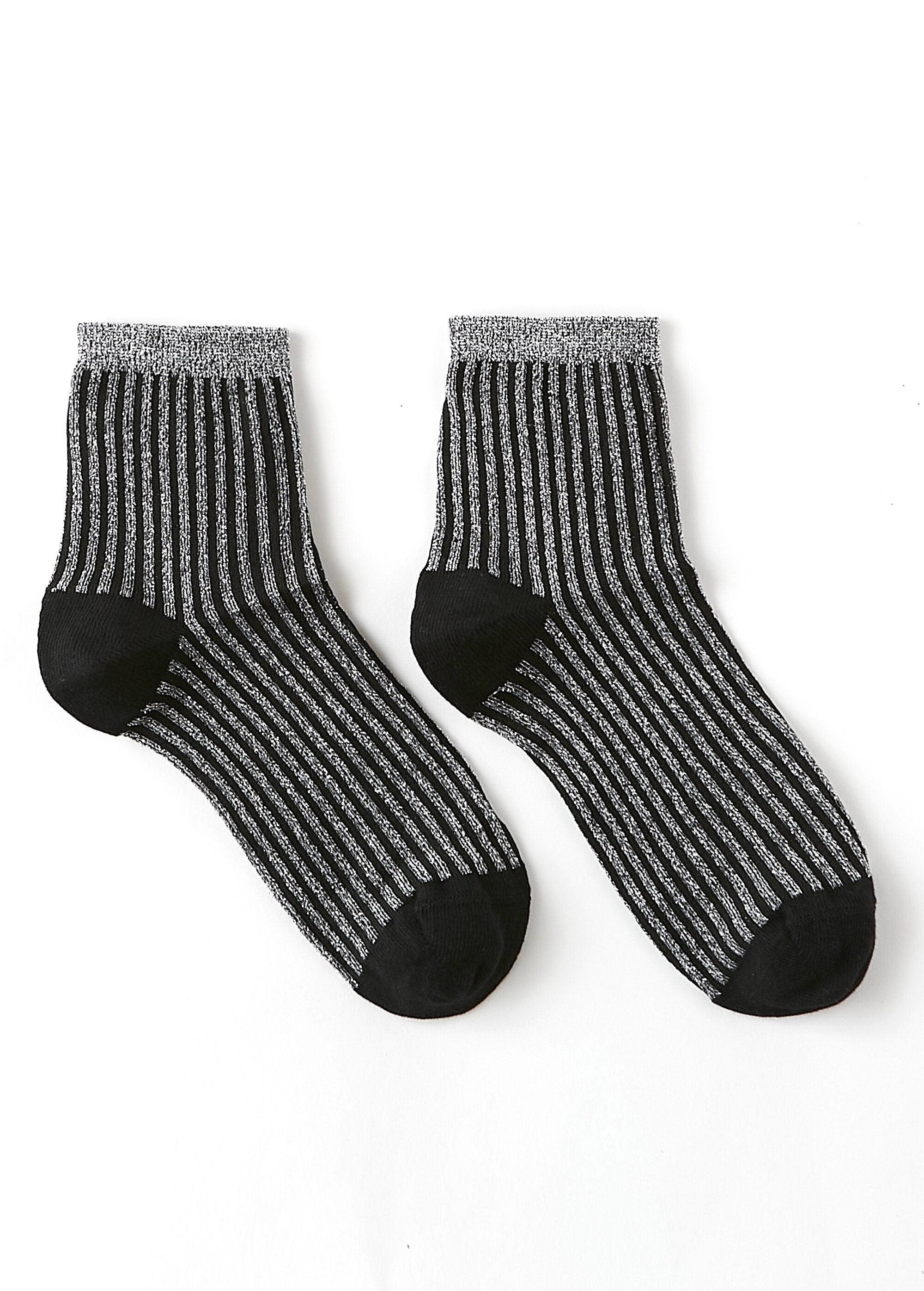 Ribbed_metallic_thread_socks_Black_FA1_slim