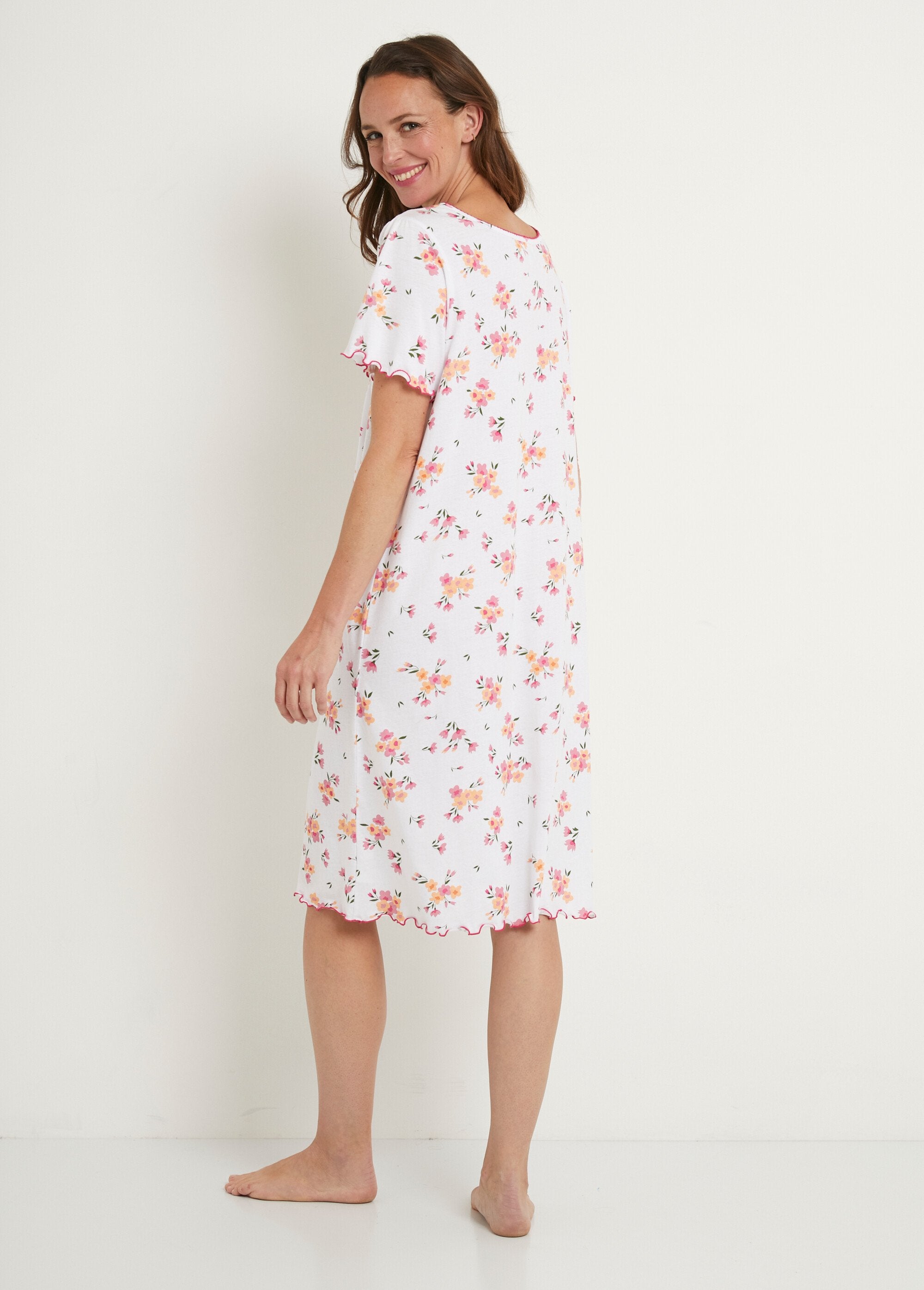 Short-sleeved_cotton_nightgown_Pink_and_peach_DO1_slim