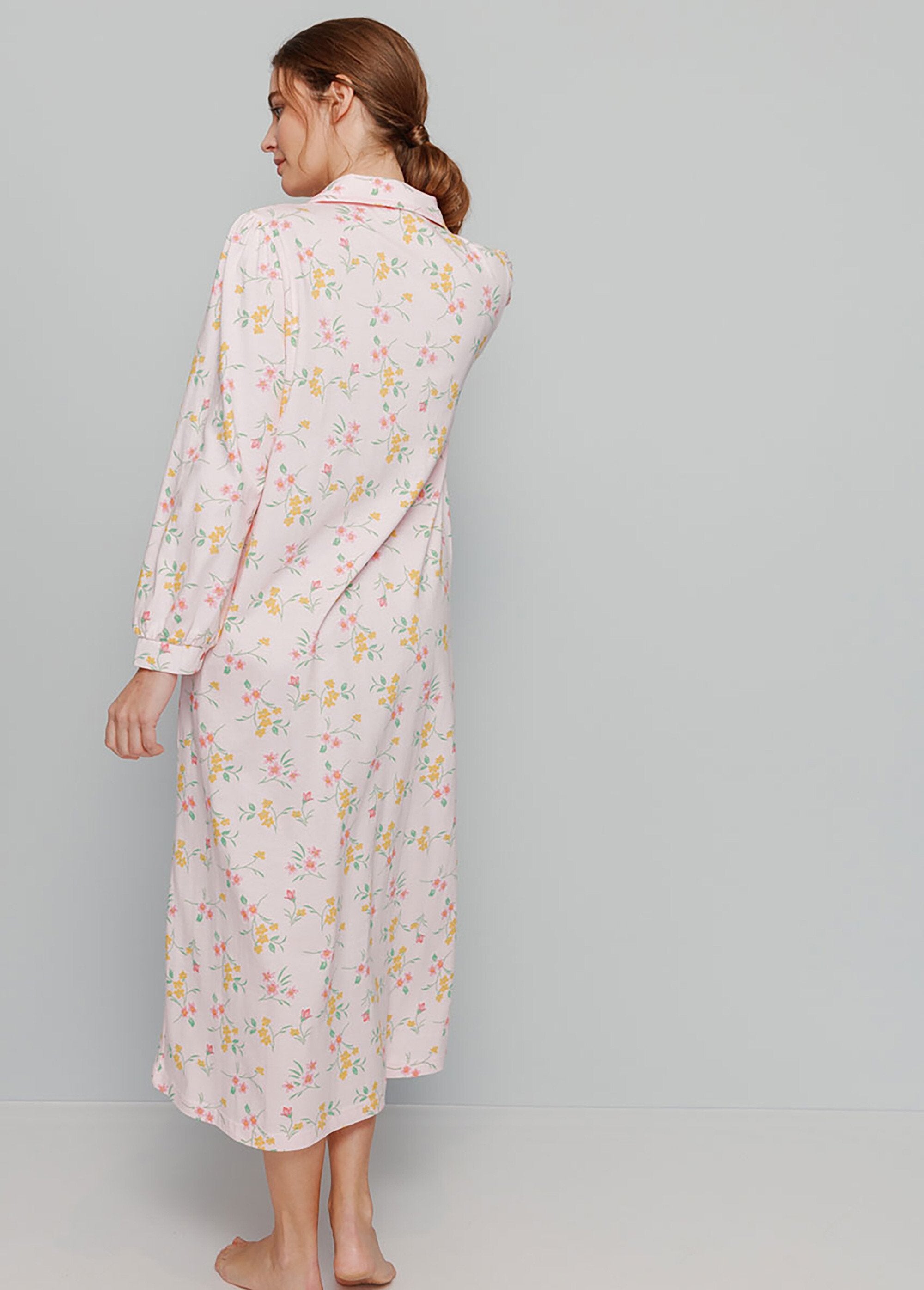 Long-sleeved_printed_nightgown_Pink_DO1_slim