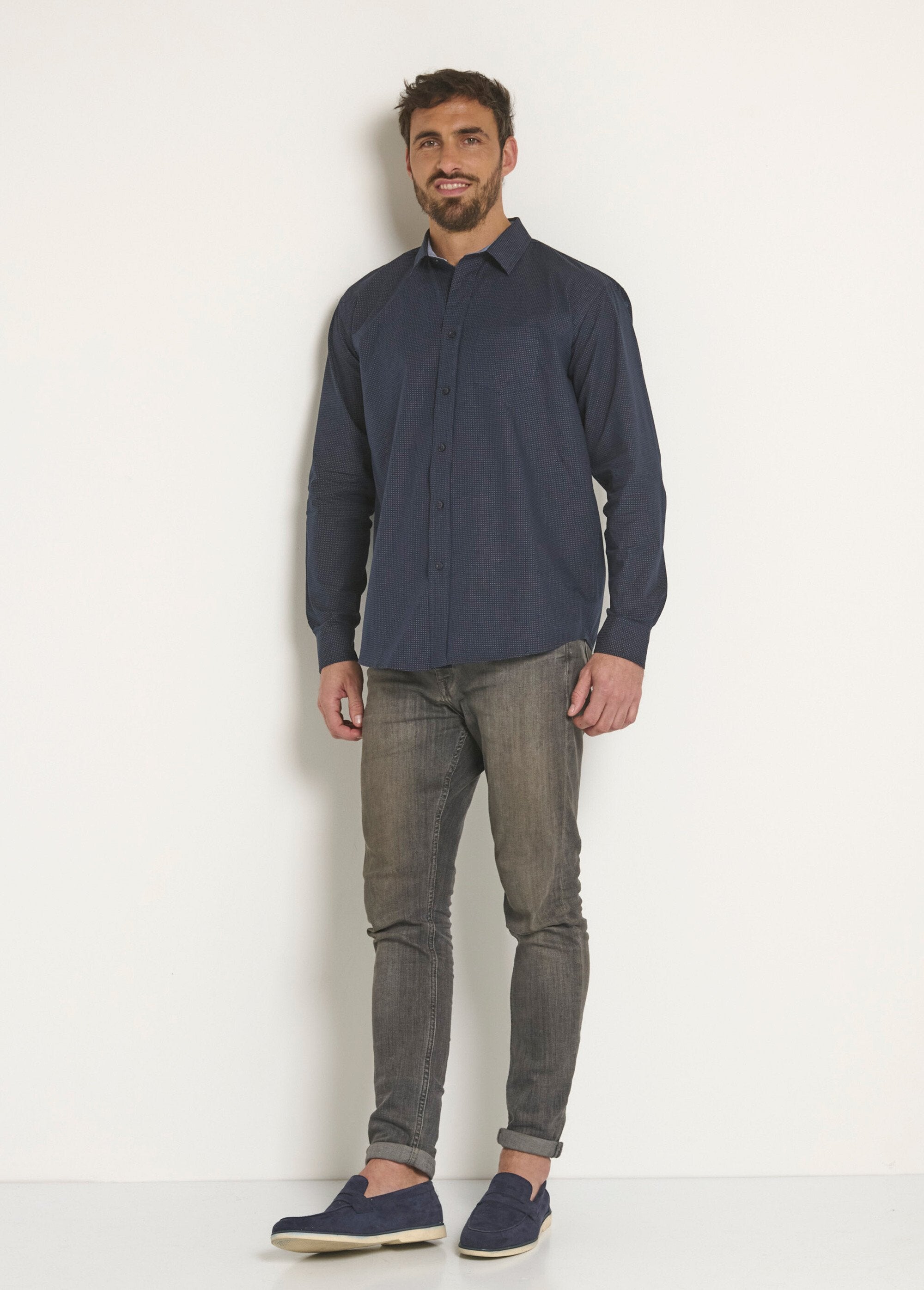 Dark_cotton_shirt_with_contrasting_details_Black_SF1_slim