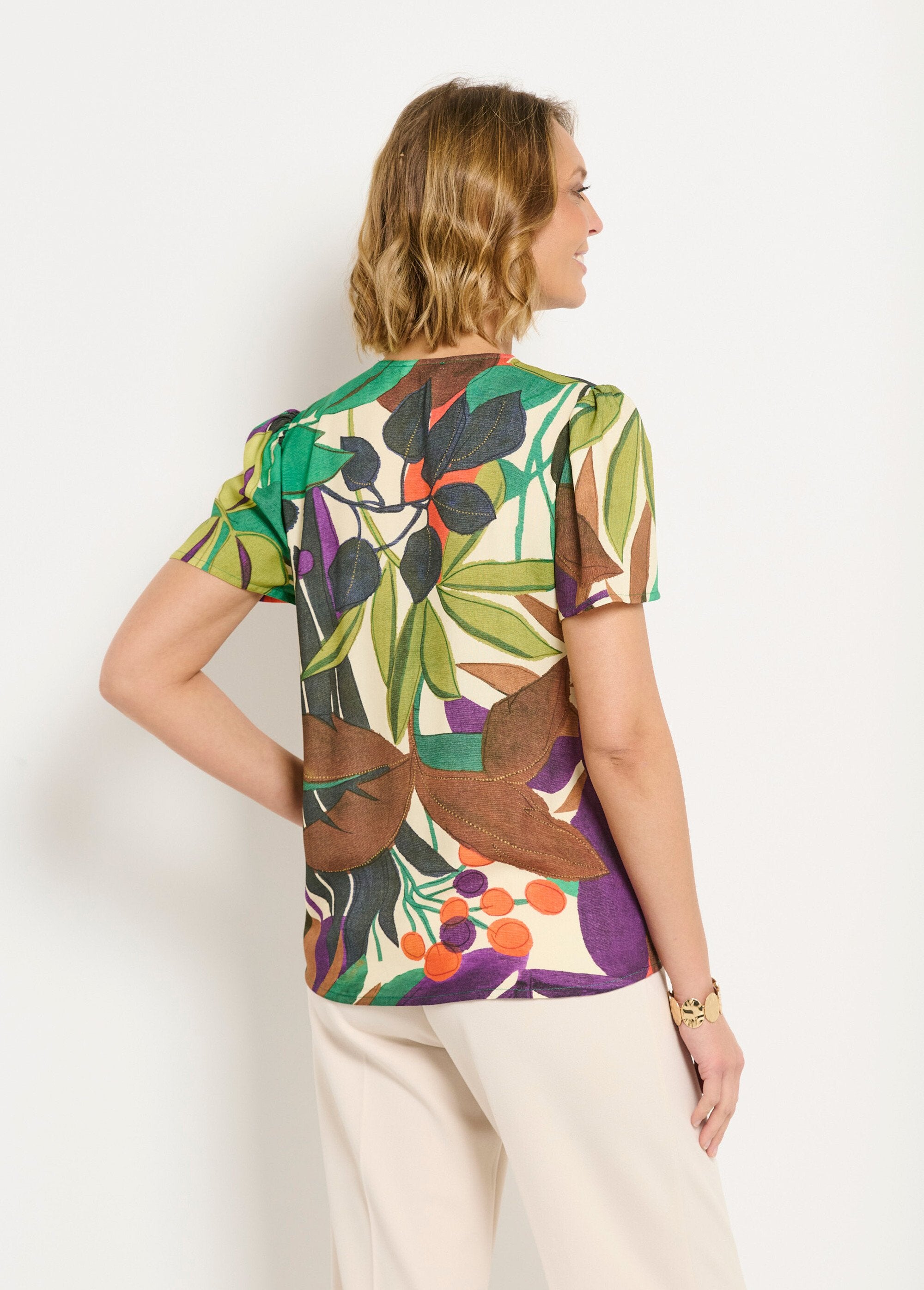 Short-sleeved_plant_print_V-neck_blouse_Multicolor_DO1_slim
