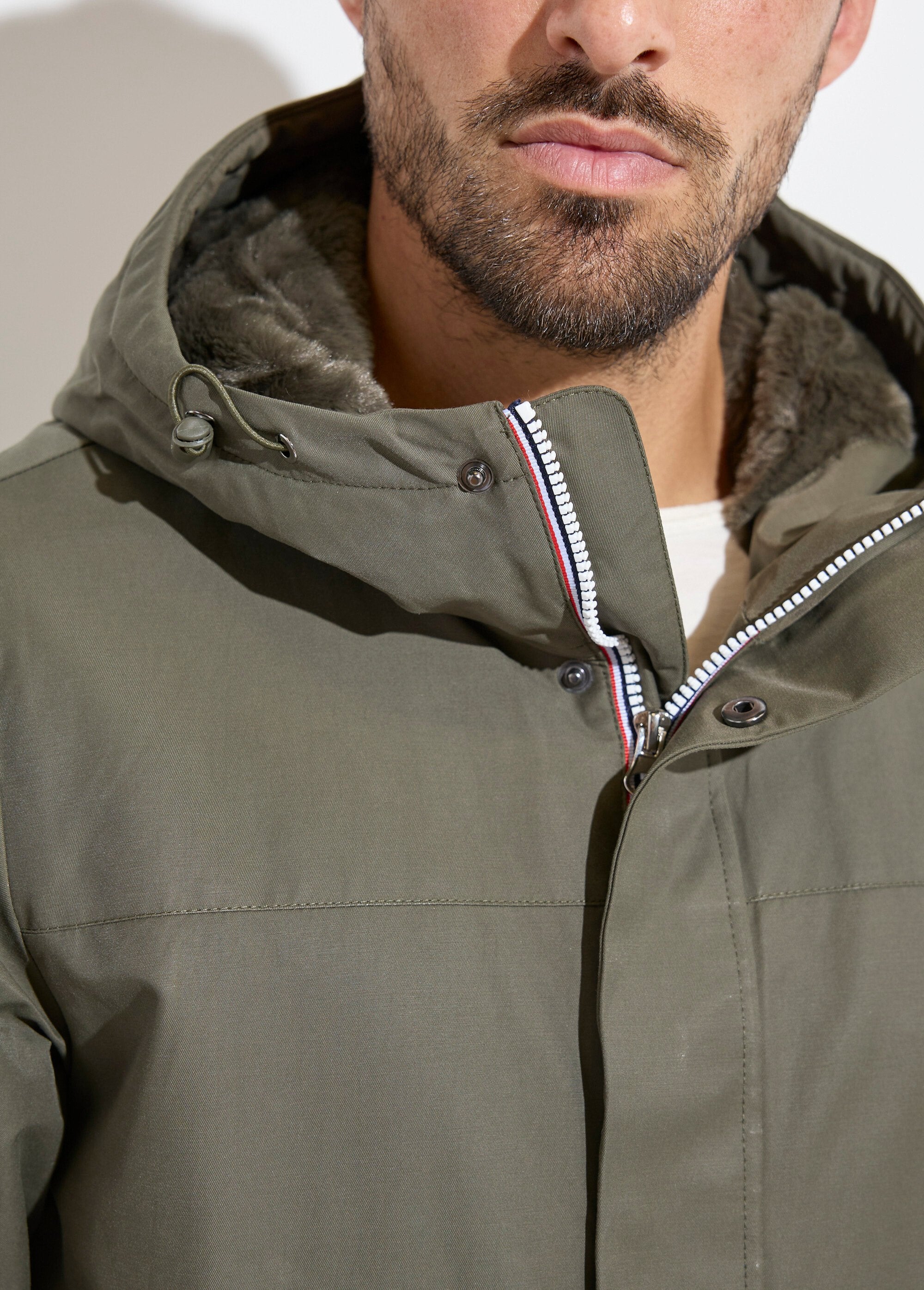 Parka_à_capuche_intérieur_fourrure_Kaki_DE1_slim