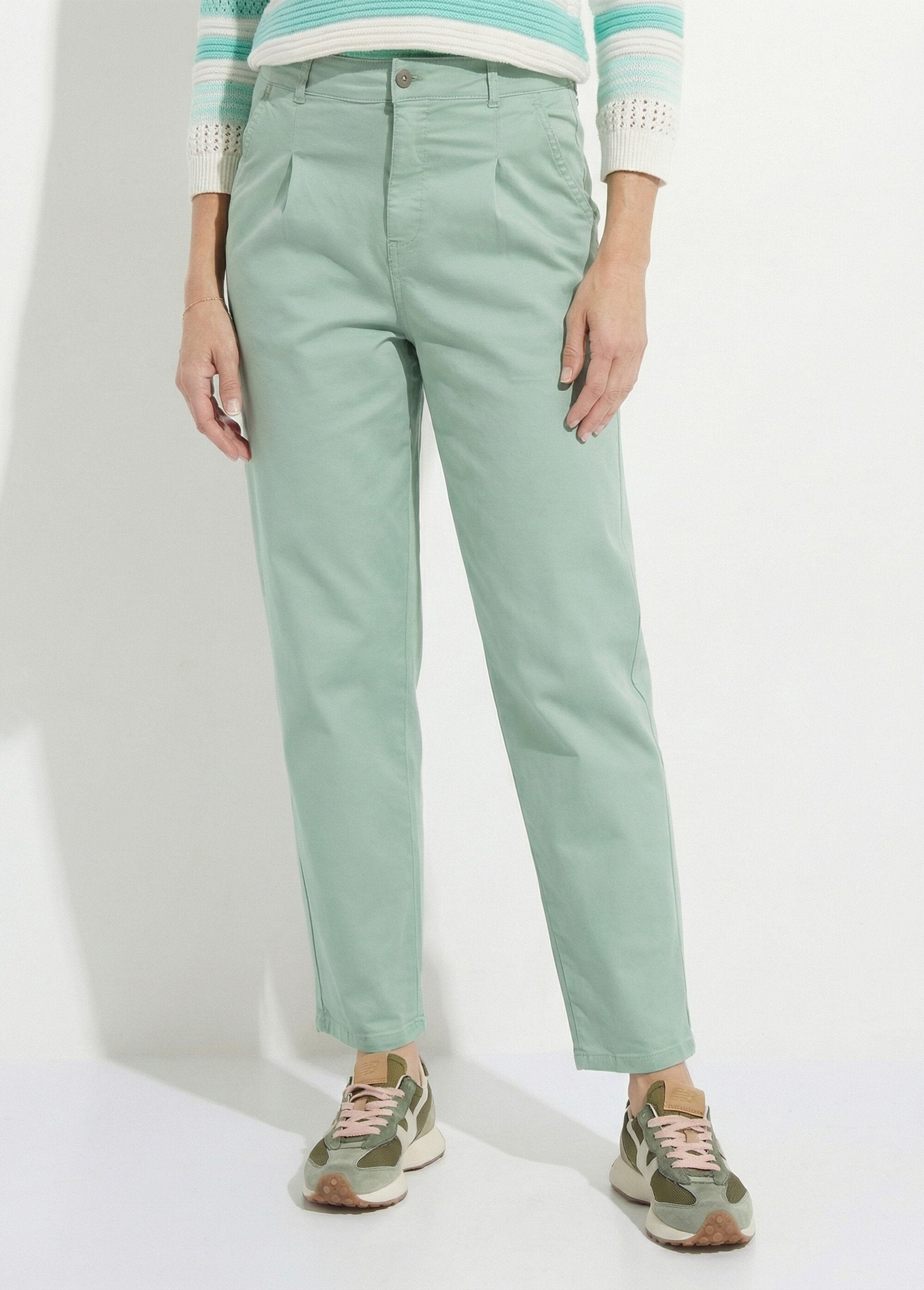 High-waisted,_stretchy_carrot-cut_jeans_Green_khaki_FA1_slim