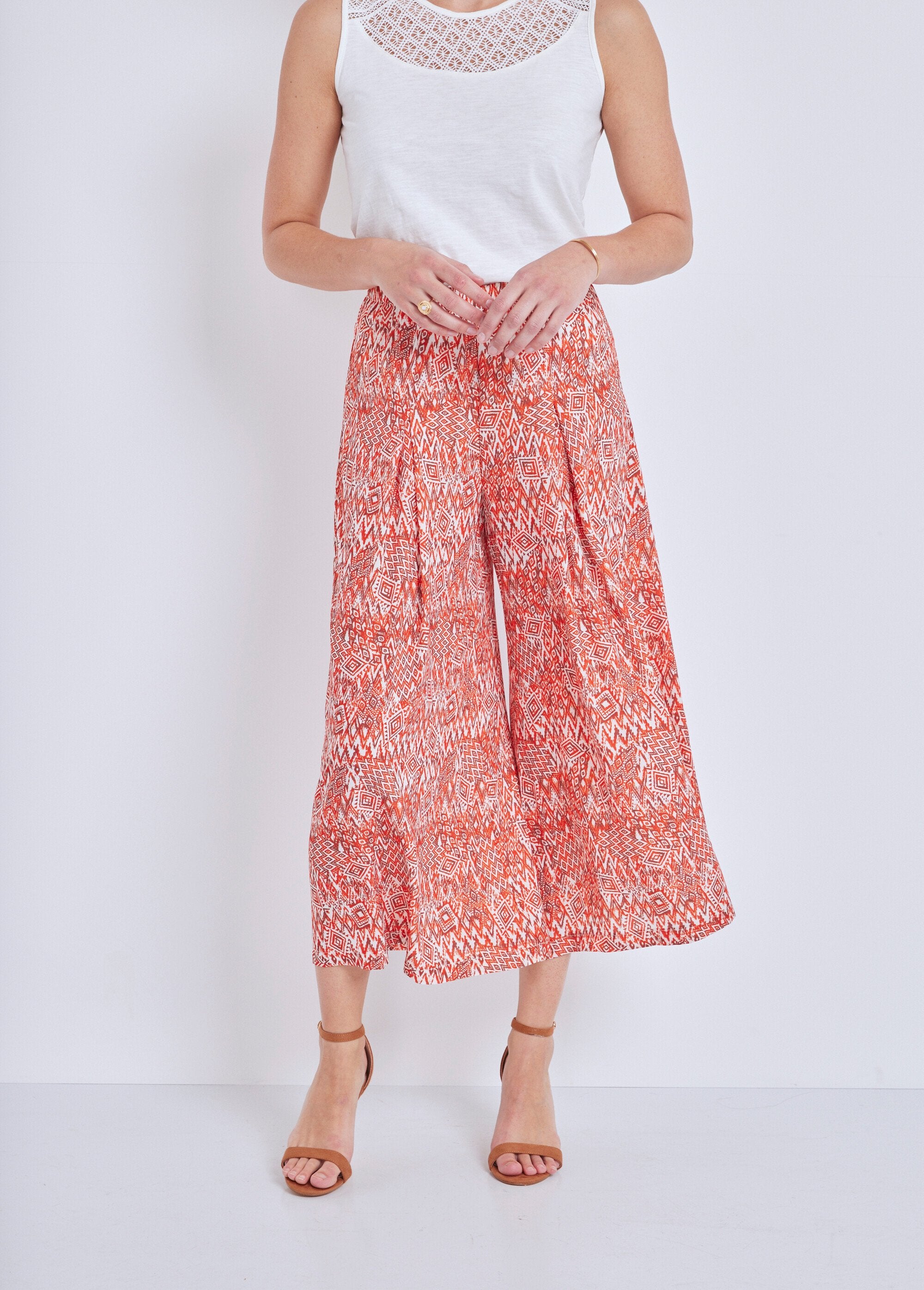 Loose_elasticated_waist_culottes_Imp_terracotta_FA1_slim