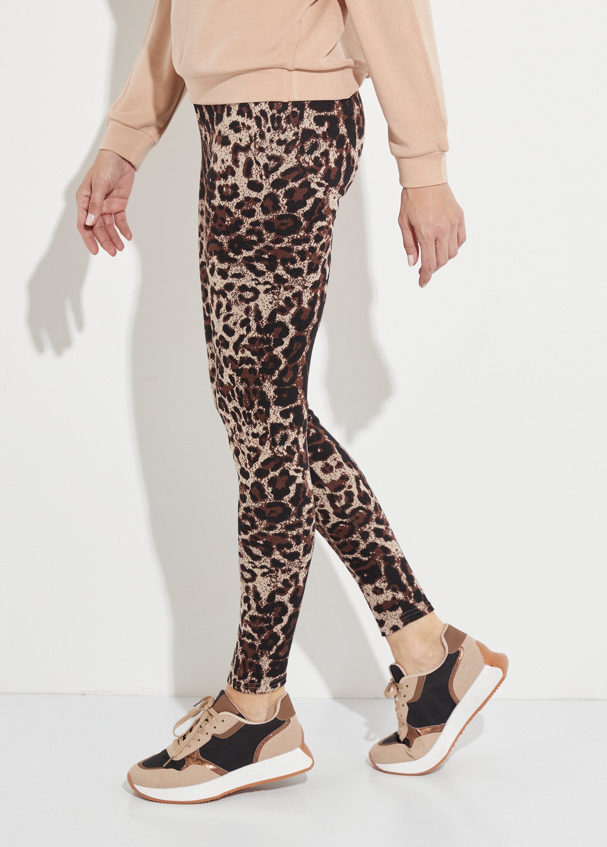 Jacquard_animal_skin_leggings_with_elasticated_waistband_Beige_et_noir_GA1_slim