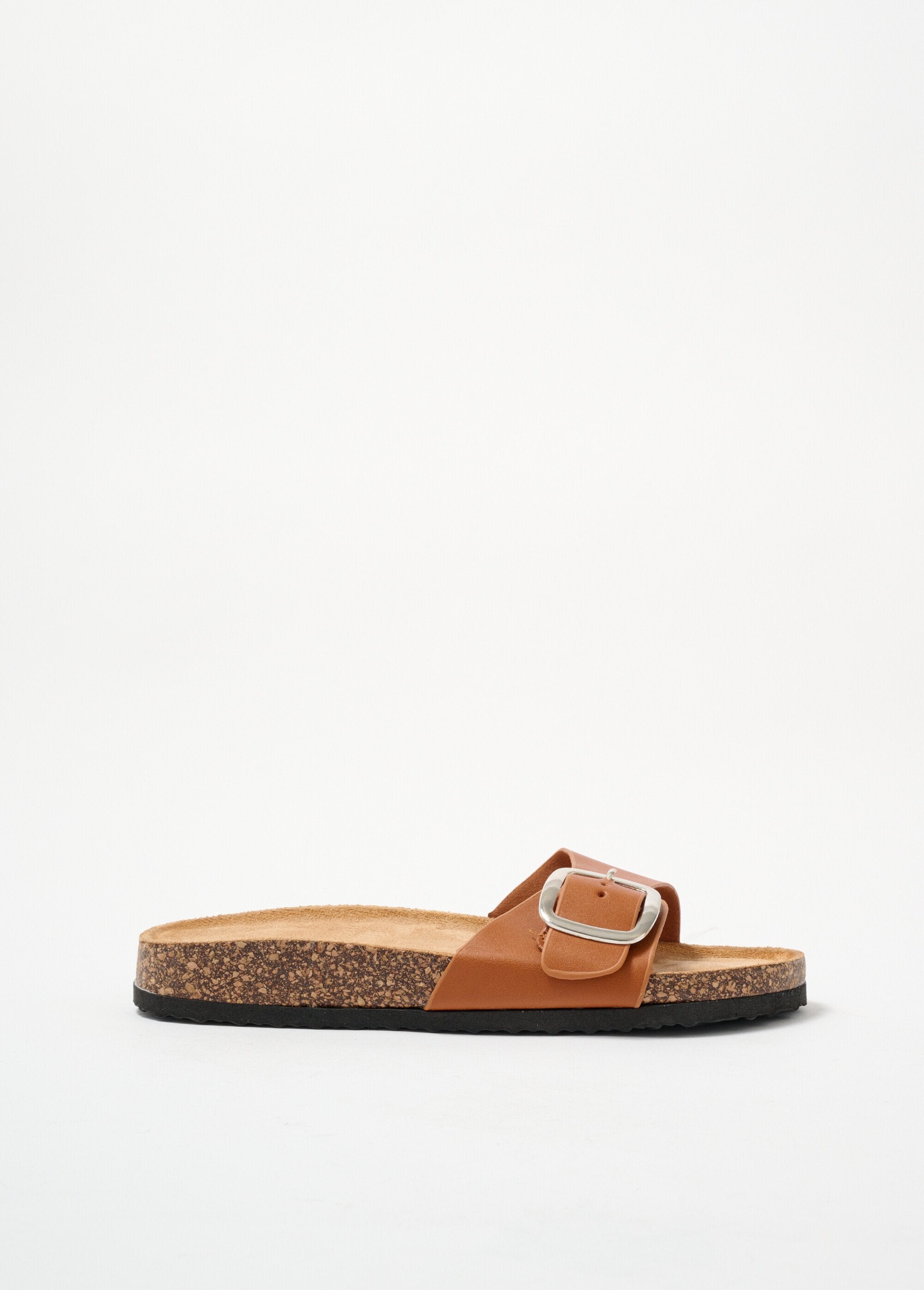 Mules_with_strap_and_comfortable_sole_camel_DR1_slim