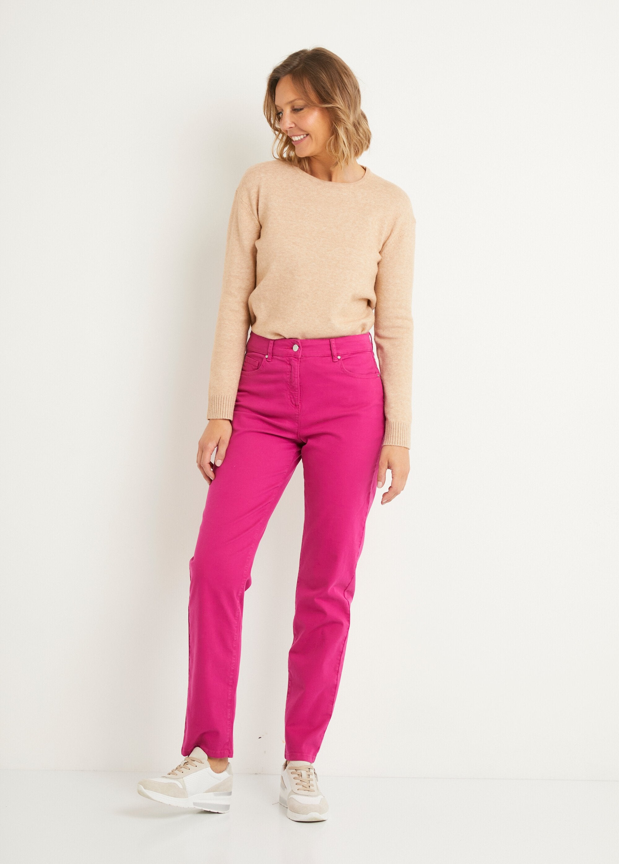 Straight-leg_5-pocket_stretch_cotton_pants_Magenta_pink_SF1_slim