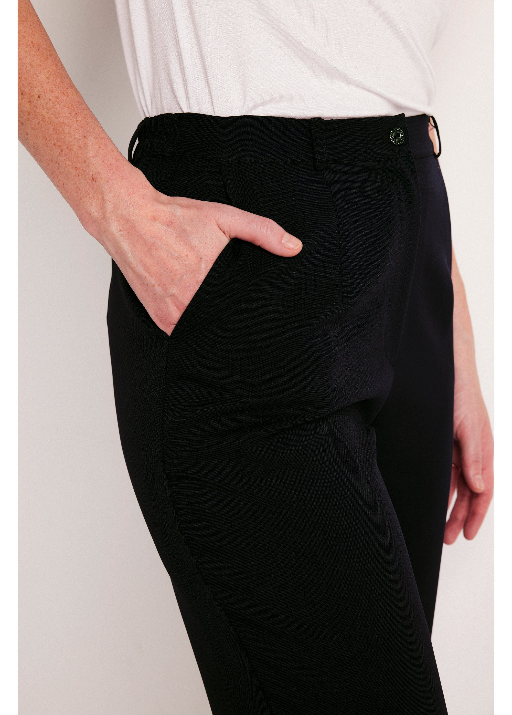 Plain_straight_pants_with_semi-elasticated_waist_Black_DE1_slim