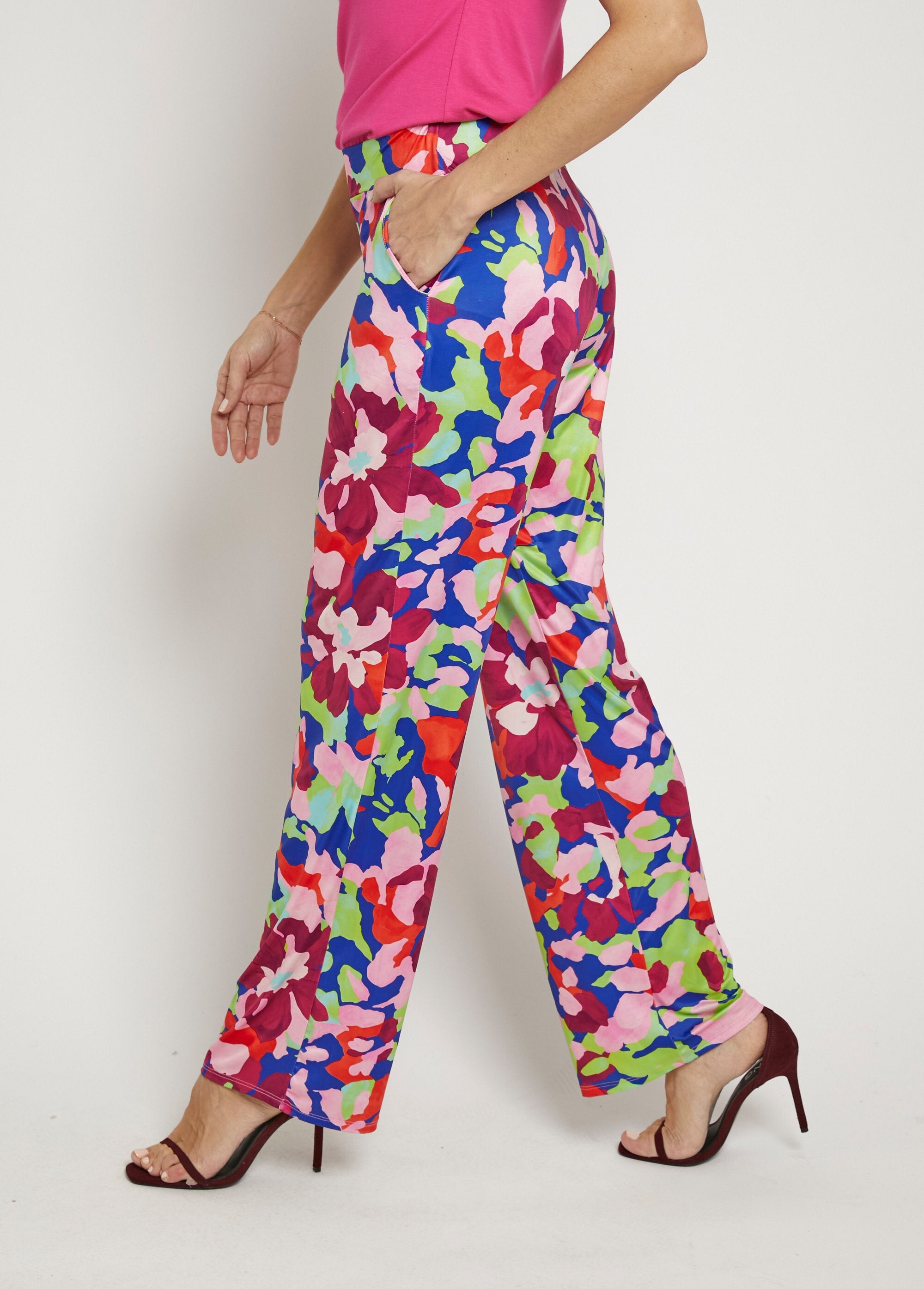 Stretch_flowing_pants,_pop_floral_pattern_Rose_prints_GA1_slim