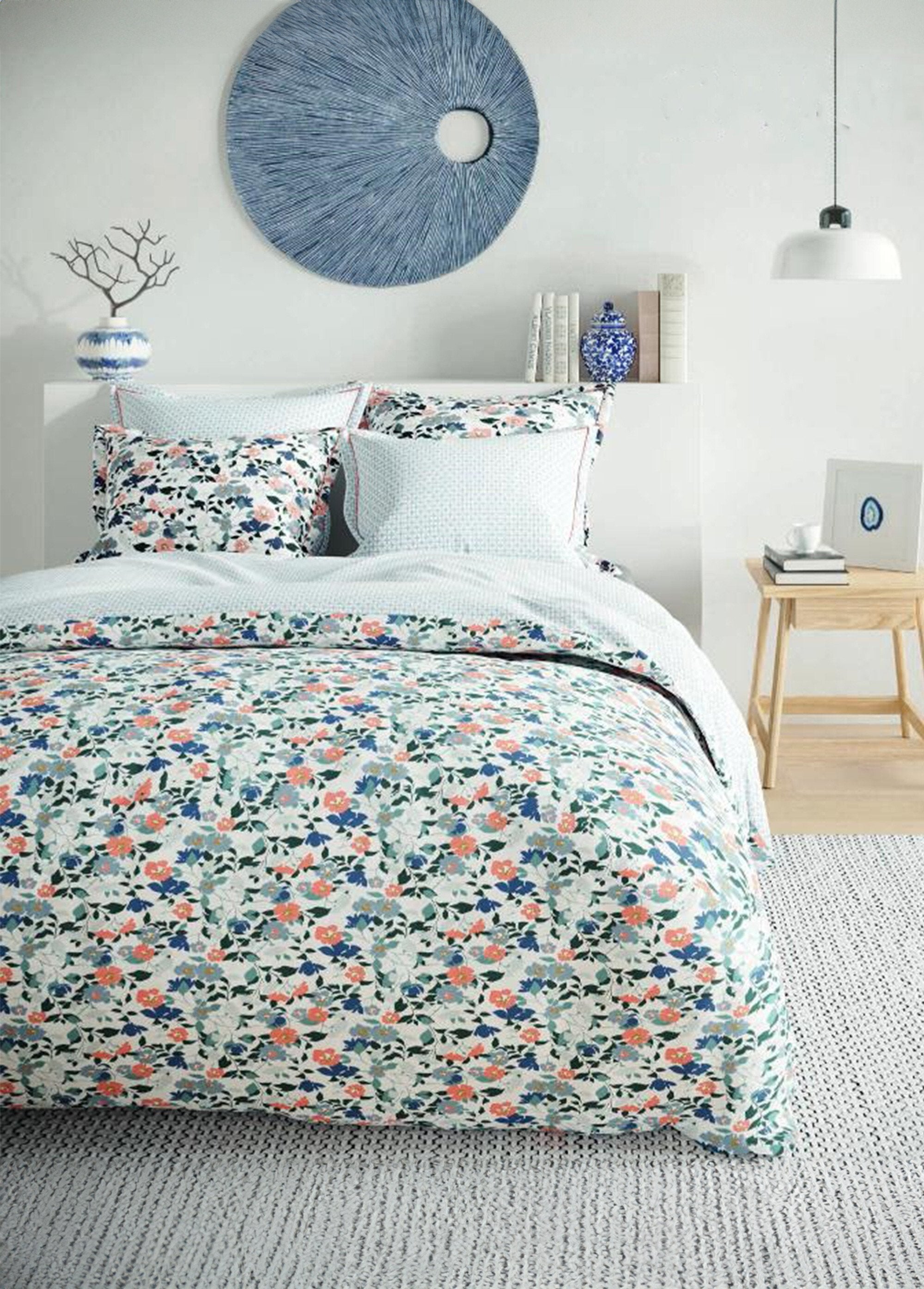 3-piece_bedding_set_with_duvet_cover,_flowers_White_FA1_slim