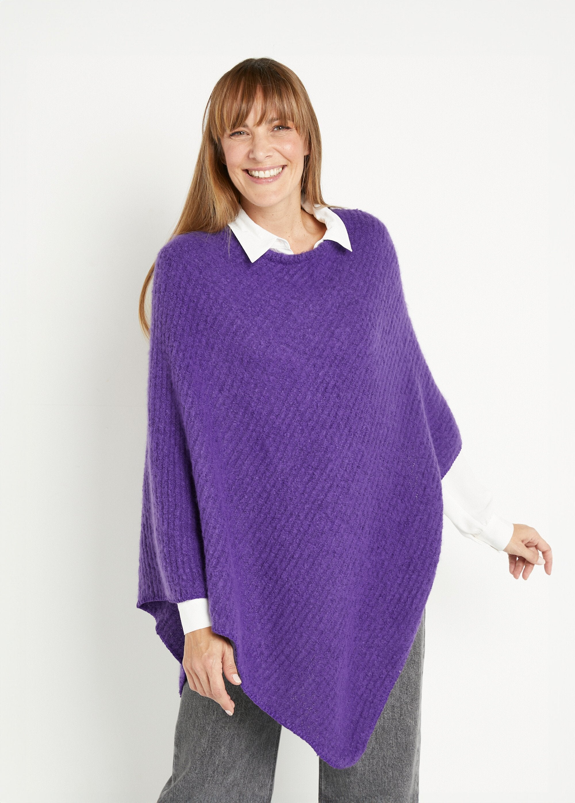 Warm_fluffy_knit_poncho_Purple_FA1_slim