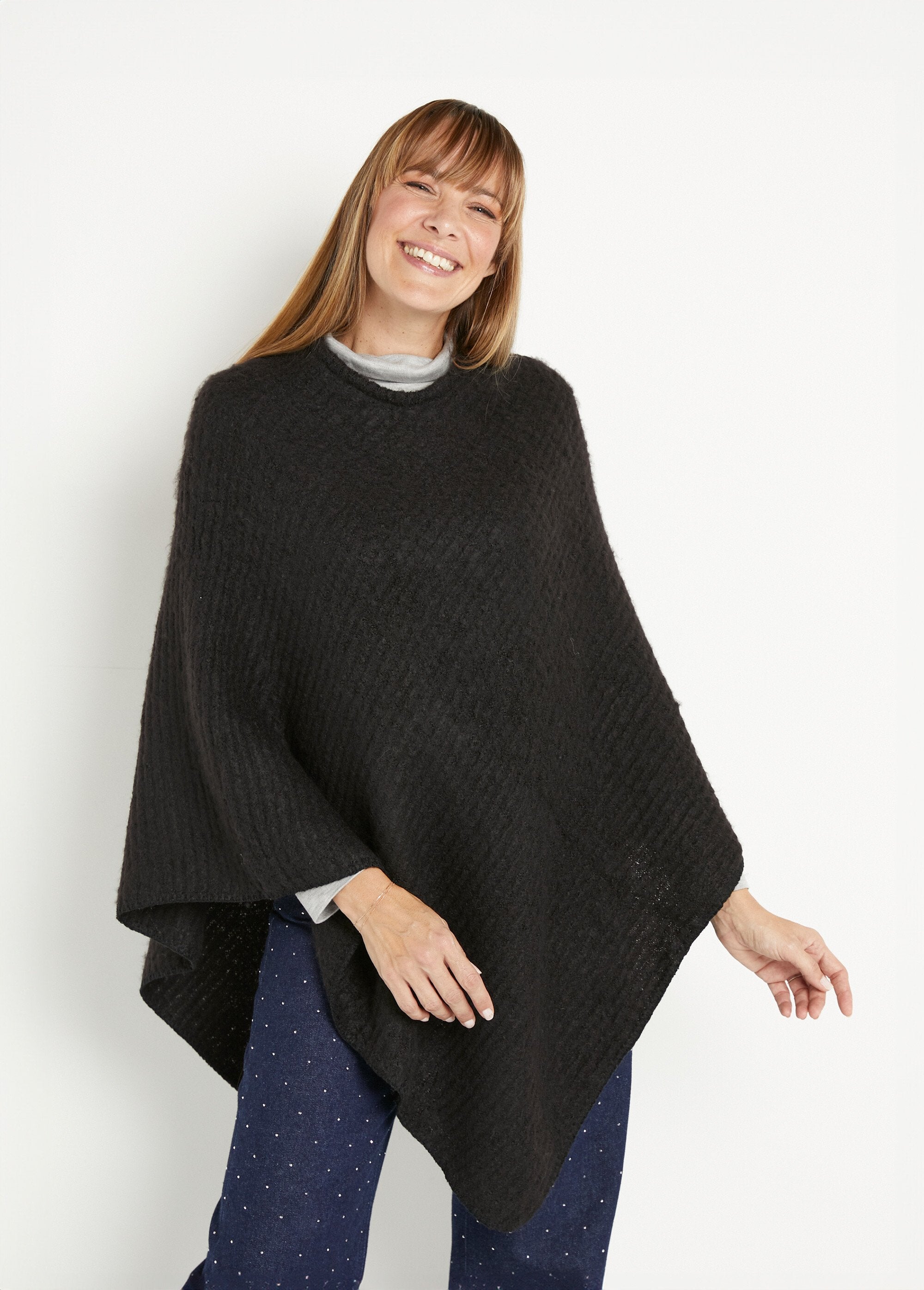 Poncho_en_maille_mousseuse_chaude_Noir_FA1_slim