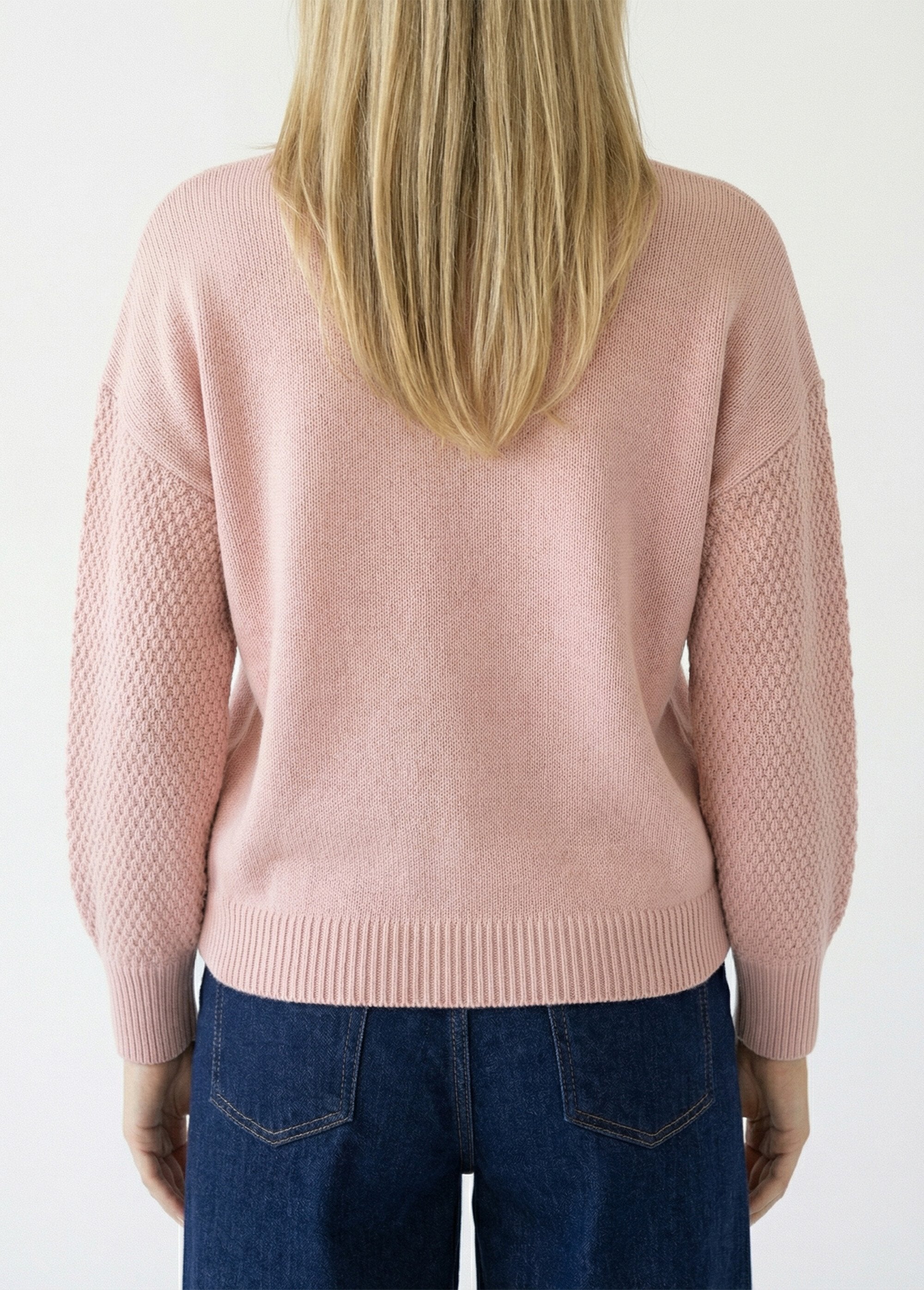 Soft_sweater_with_embroidered_flowers_and_a_round_neck_Pink_DO1_slim