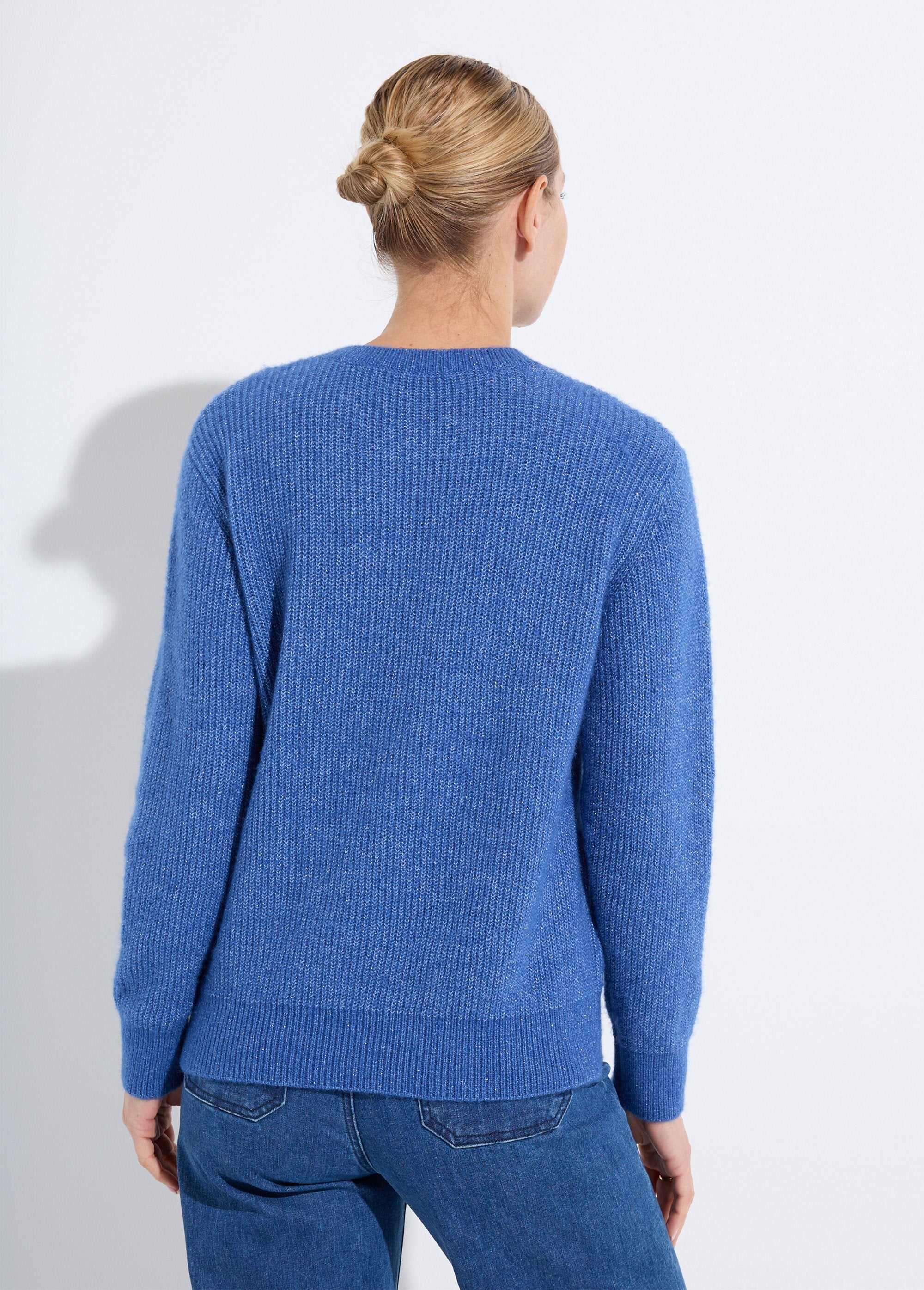 Soft_openwork_sweater_in_recycled_fibers_and_wool_Bleu_DO1_slim