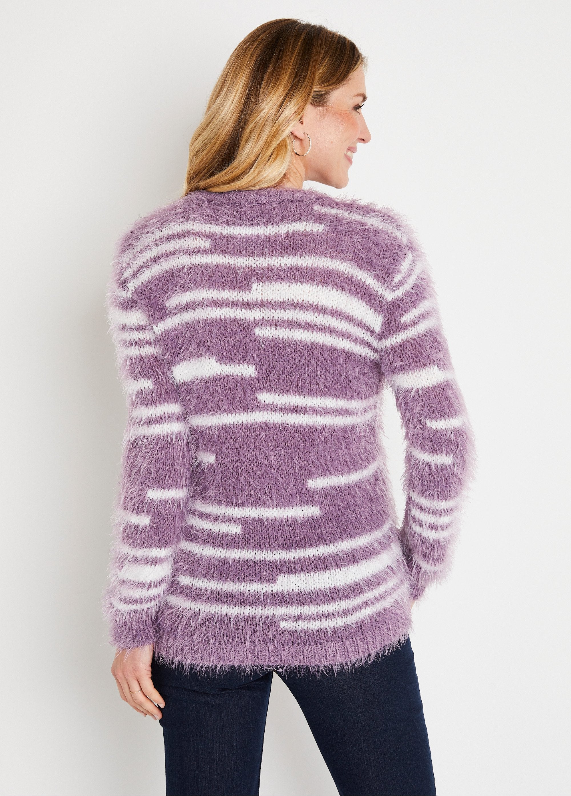 Soft_knit_hairy_effect_sweater_Parma_and_ecru_DO1_slim