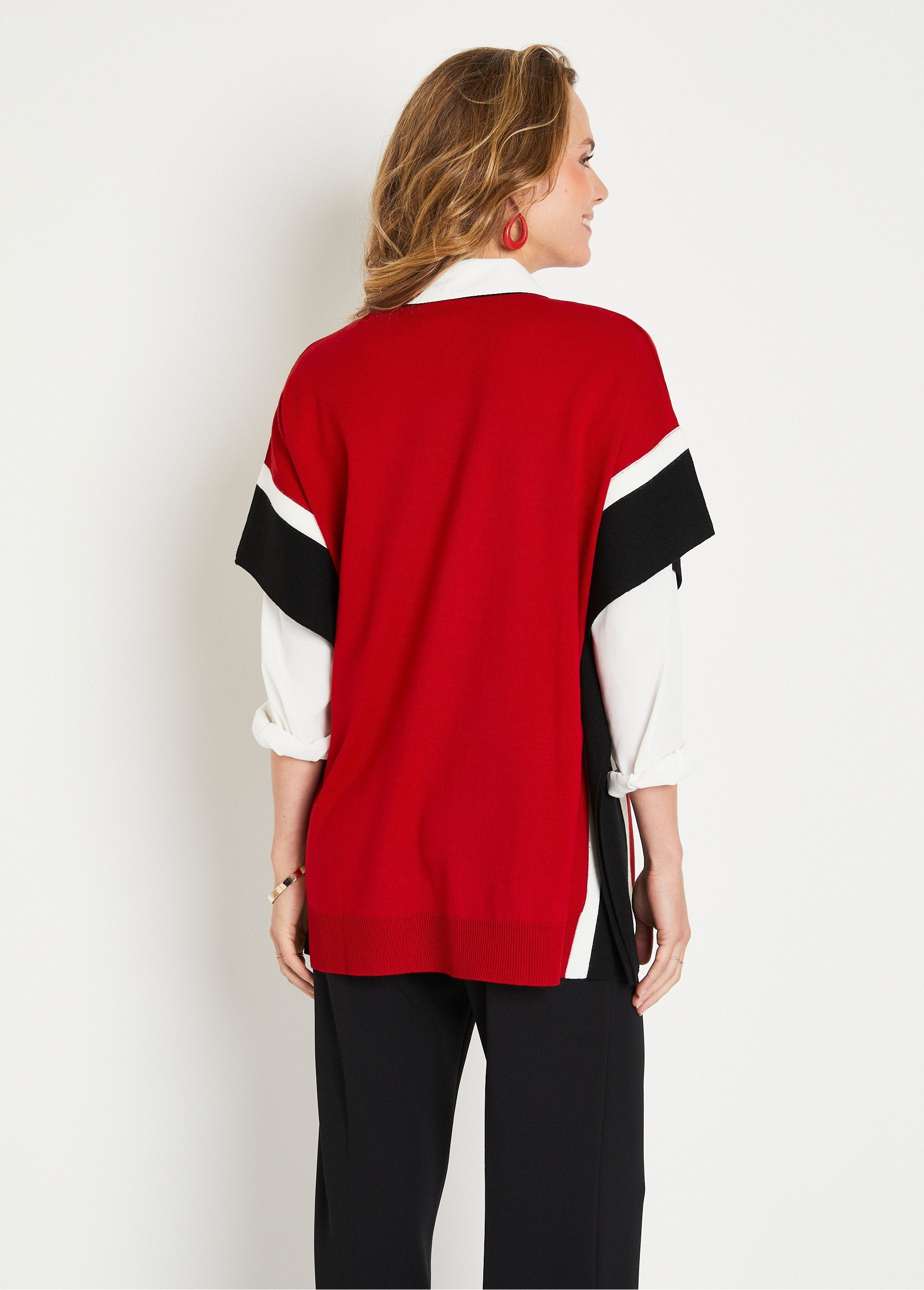 Plain_long_poncho_sweater_Red_and_black_DO1_slim