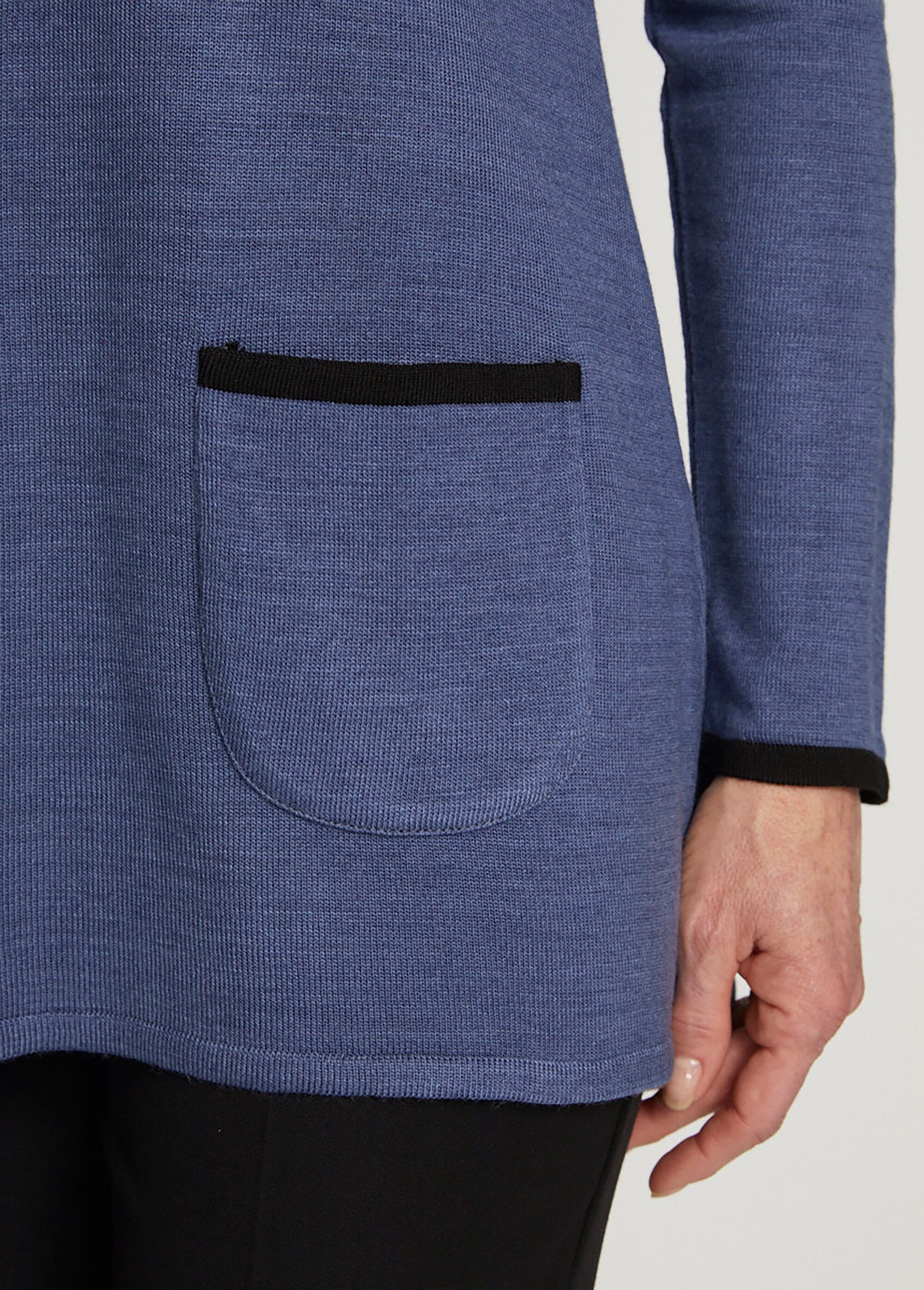 Plain_tunic_sweater_Blue_DE1_slim