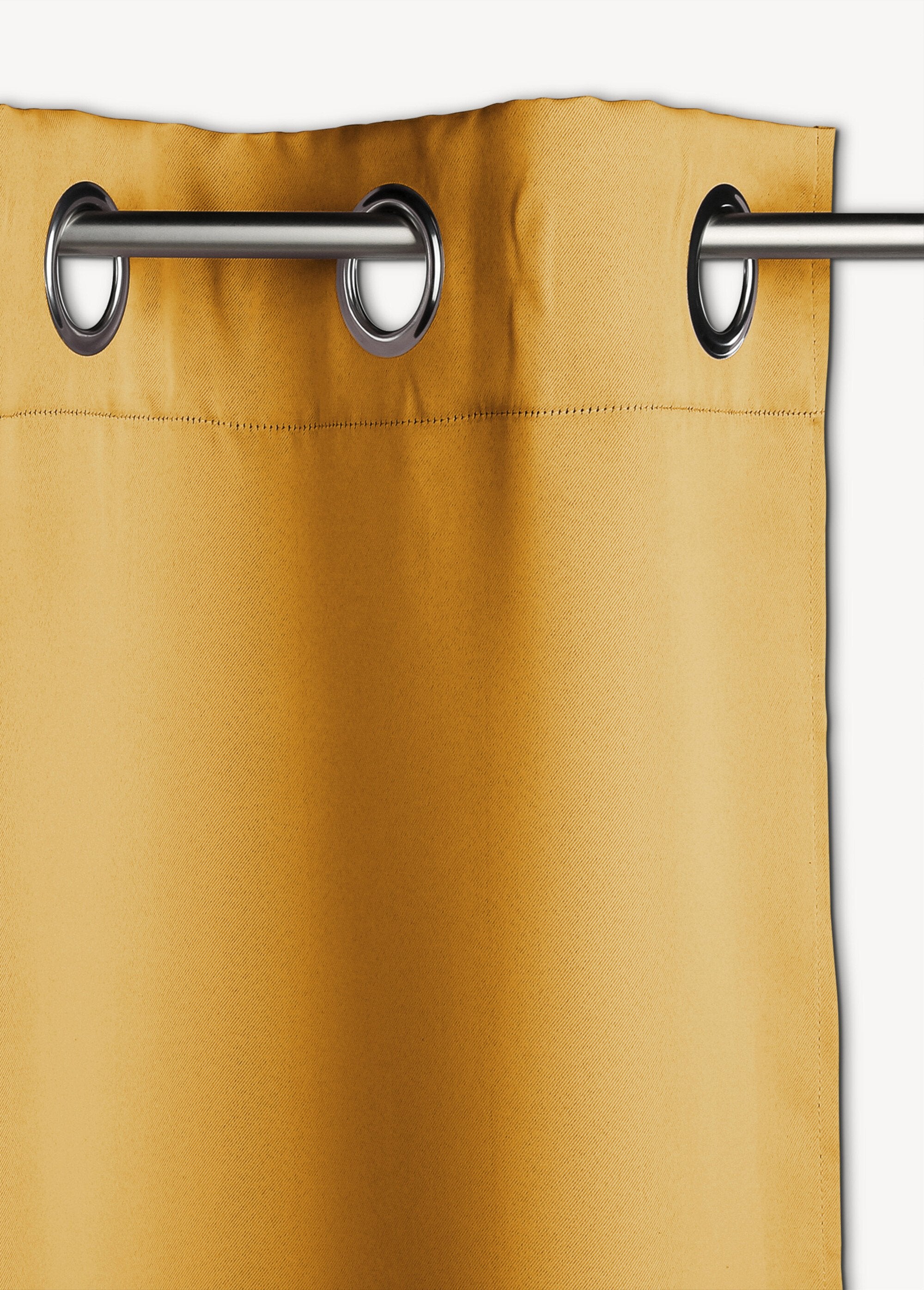 Blackout_curtain_with_metal_eyelets,_140x260cm_Ocher_DE1_slim