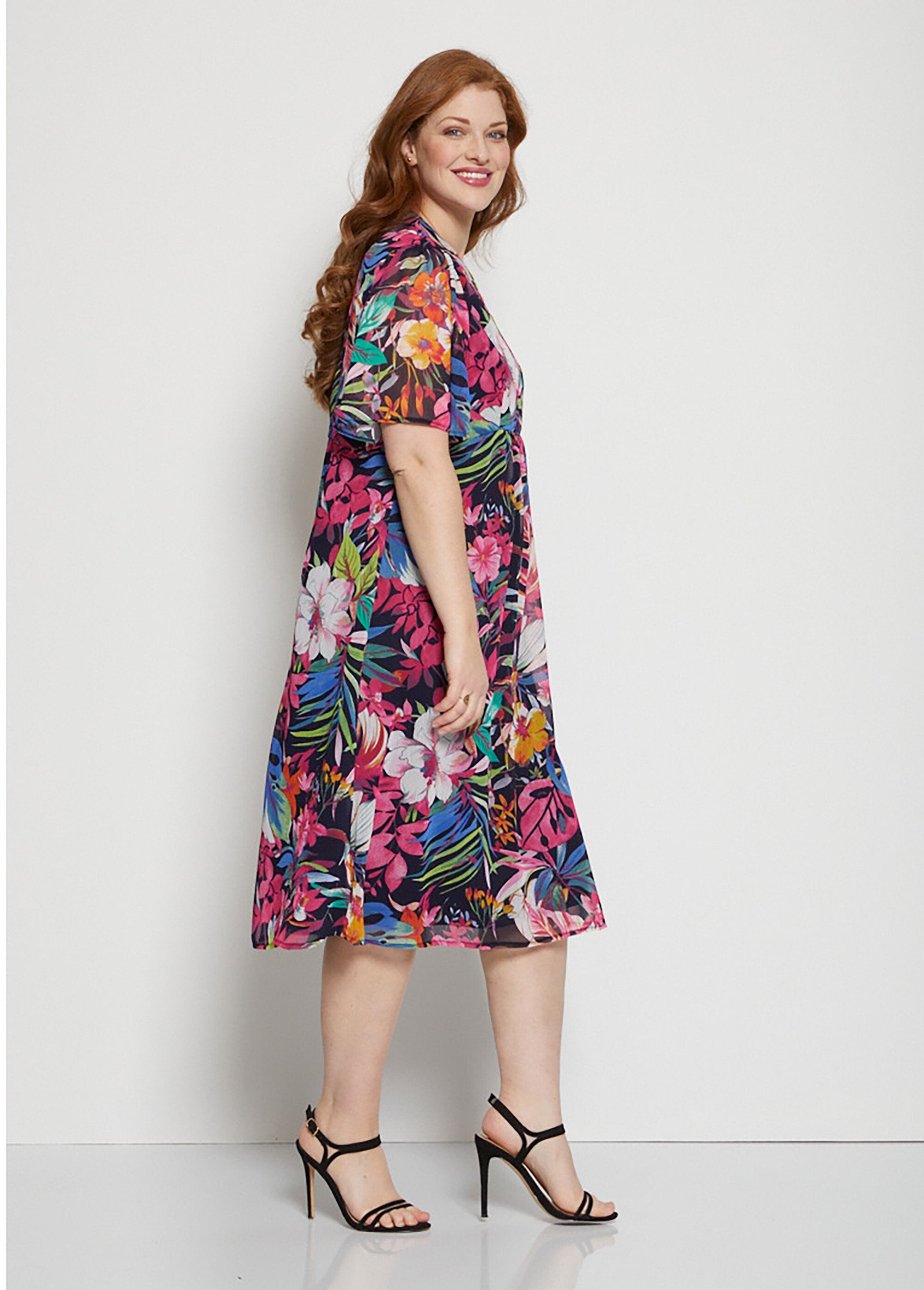 Short_flared_floral_print_dress_Multicolor_FA1_curvy