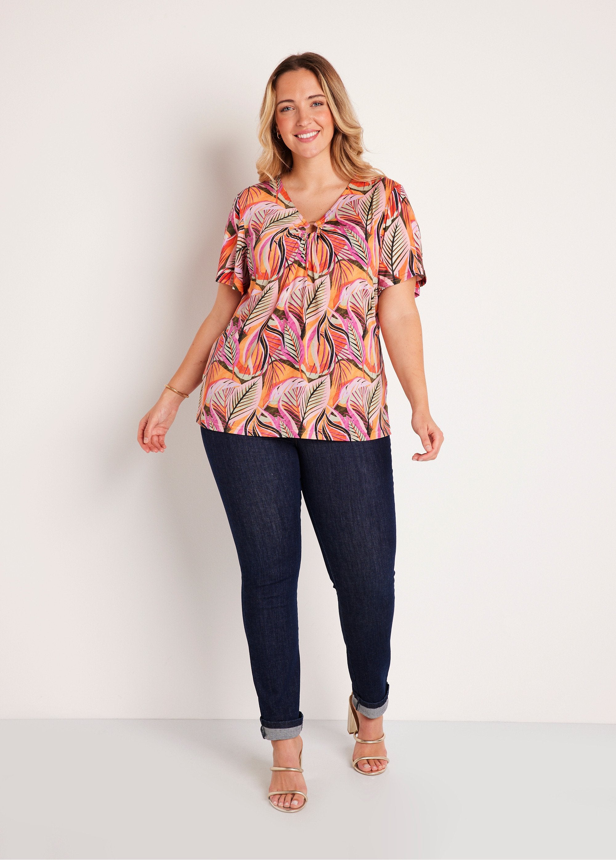 Loose_short_plain_or_foliage_t-shirt_Orange_and_fuchsia_SF1_curvy