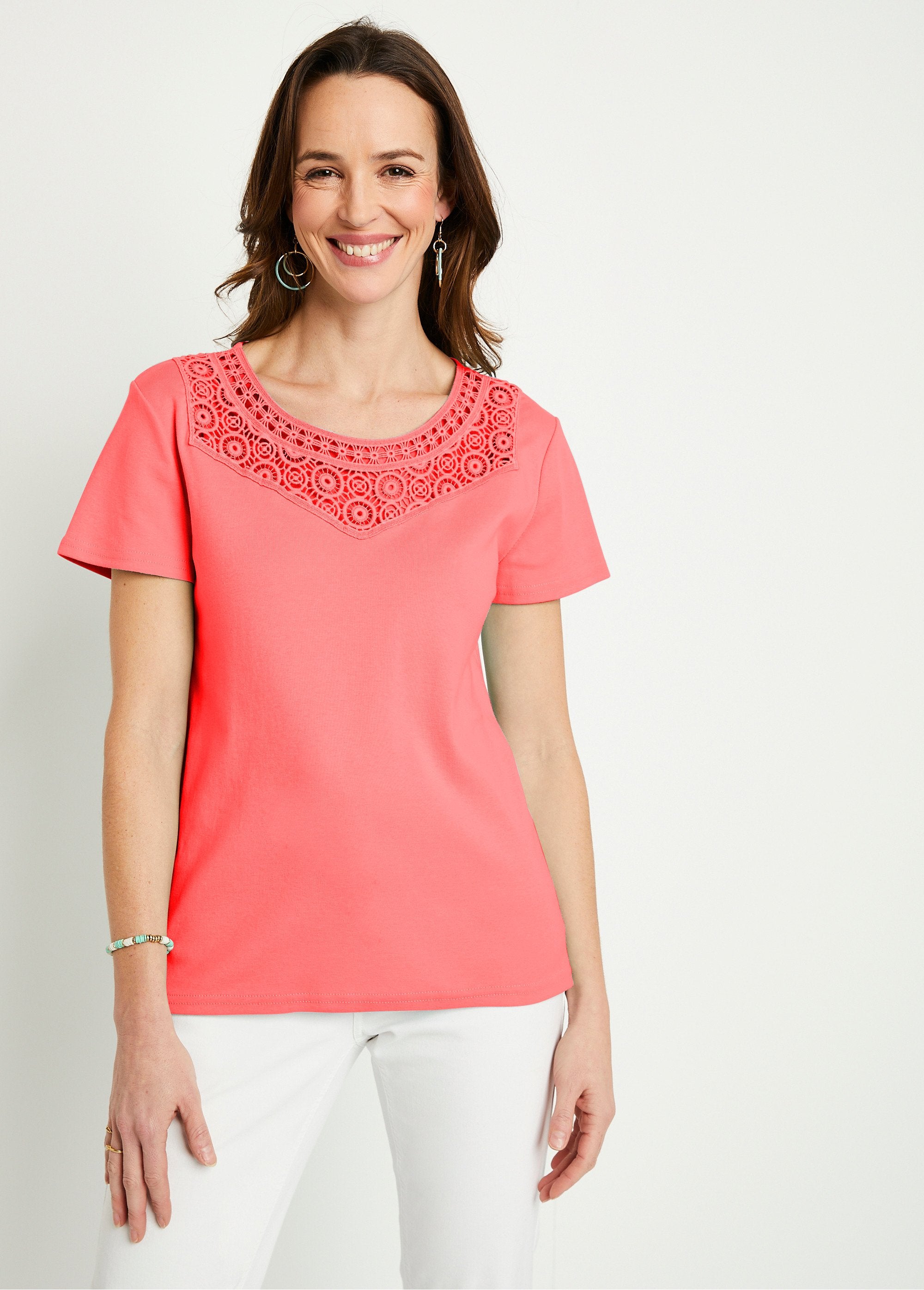 Short-sleeved_plain_cotton_macramé_t-shirt_Coral_FA1_slim