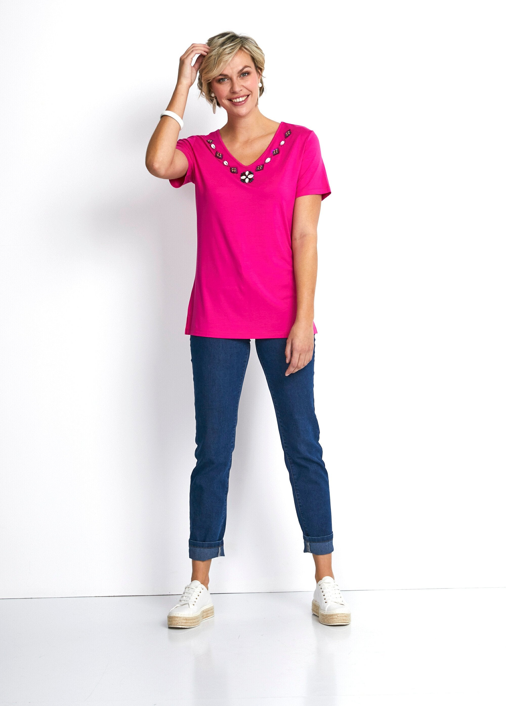 Jeweled_V-neck_long_t-shirt_Fuchsia_SF1_slim